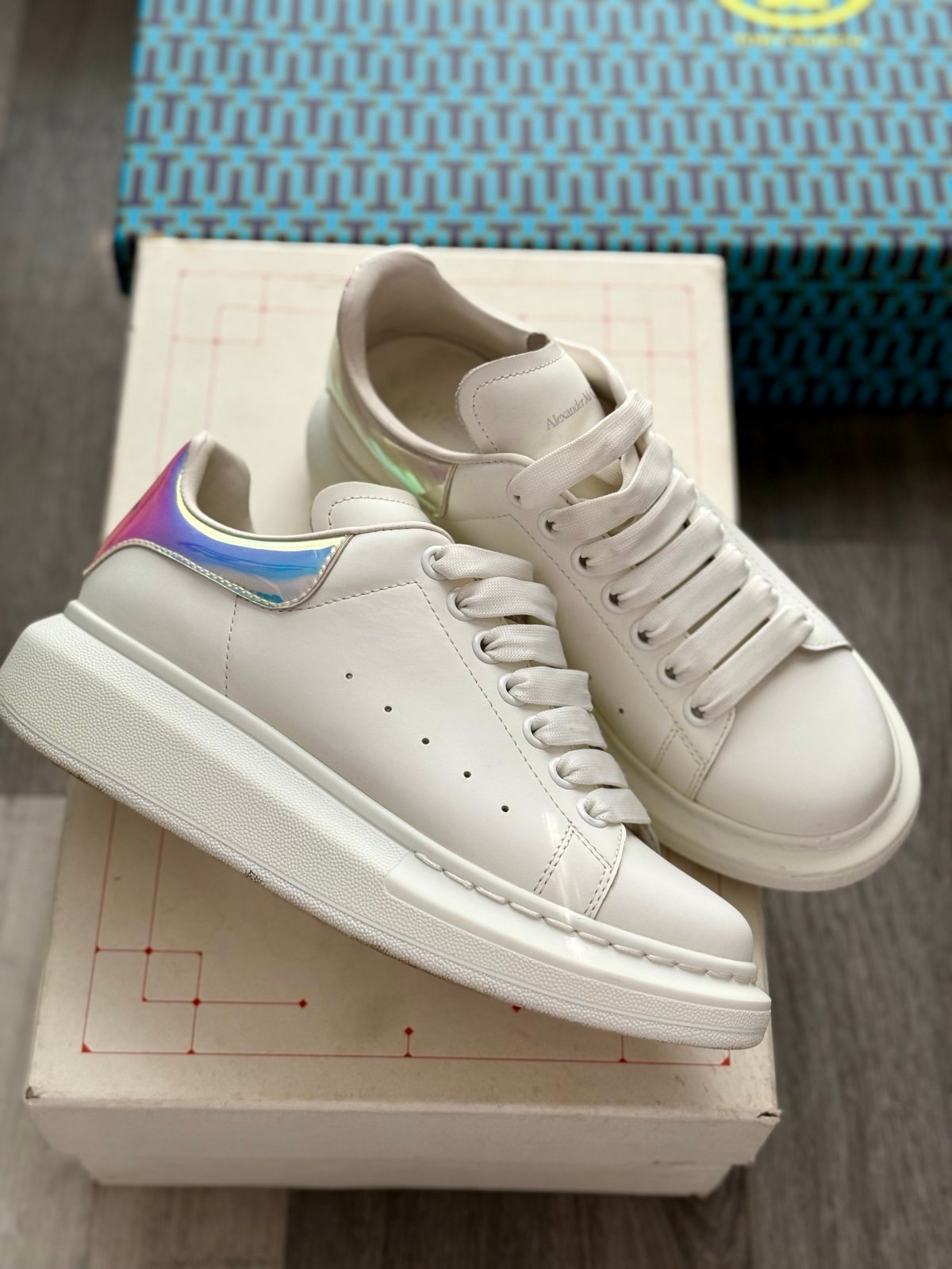Alexander McQueen Sneaker