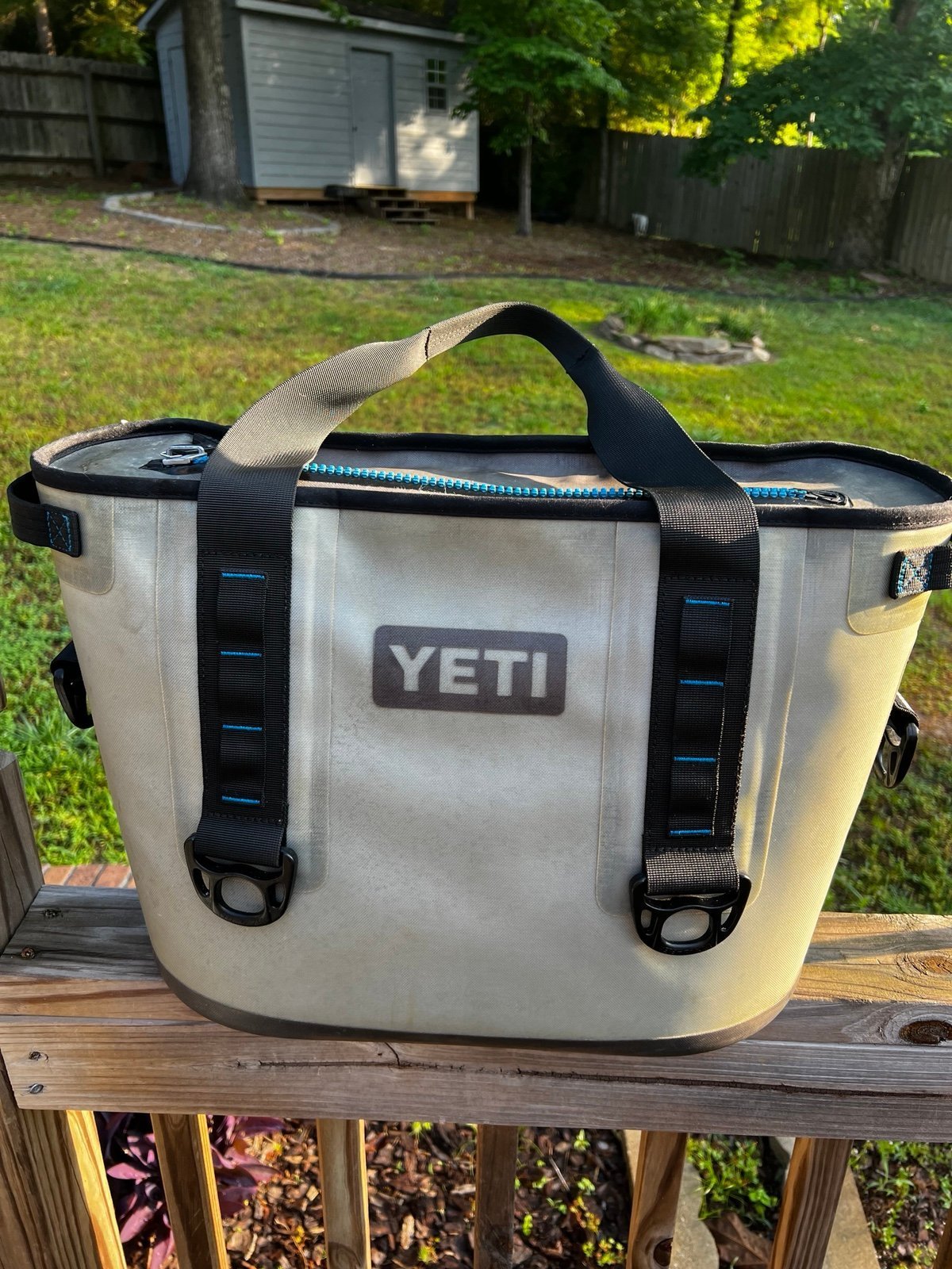 Yeti Hopper 20 cooler