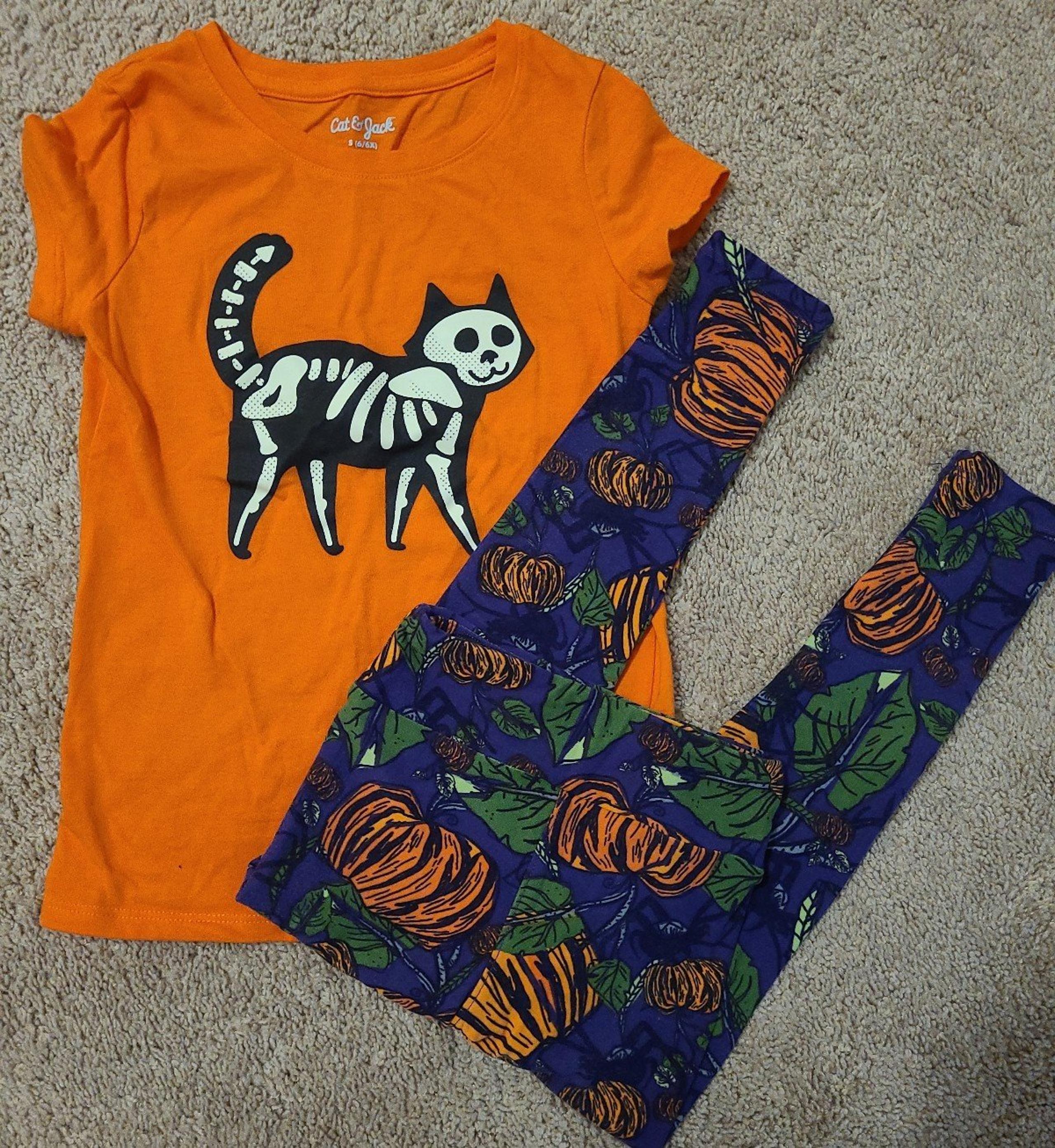 Girl's Halloween Shirt and Lularoe Leggings Size Small