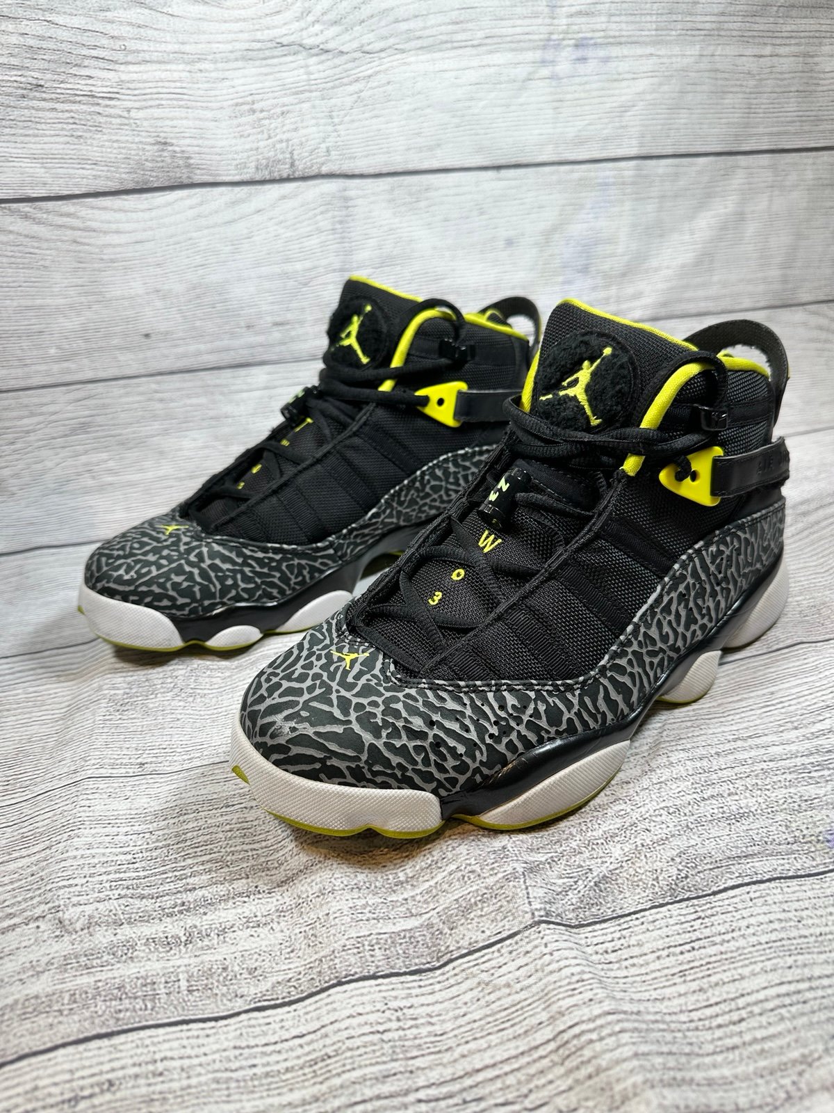 Air Jordan 6 Rings Venom 8.5 M Like New