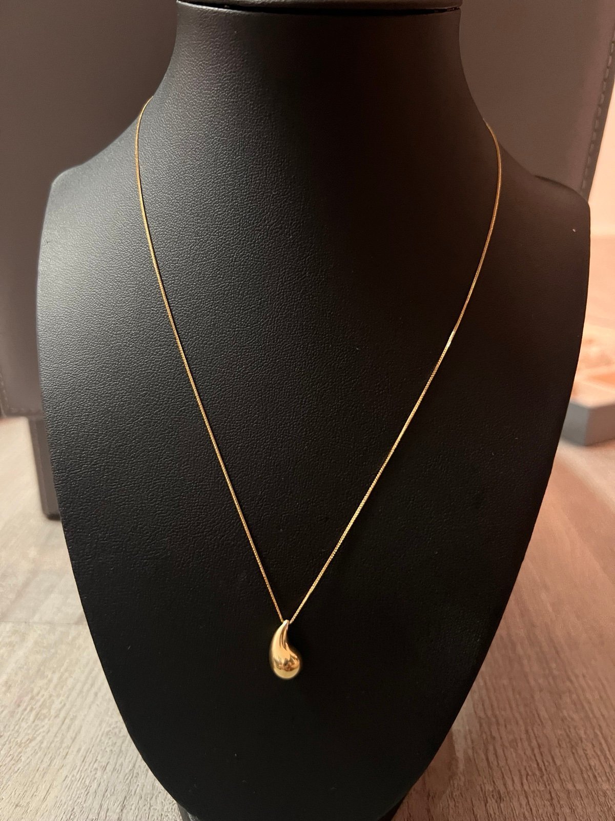 18K Saudi Gold Teardrop Necklace (SOLD)