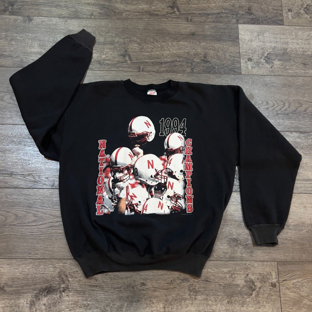Vintage 1994 Art Wears Nebraska Cornhuskers Football Black Sweatshirt - Men's XL
