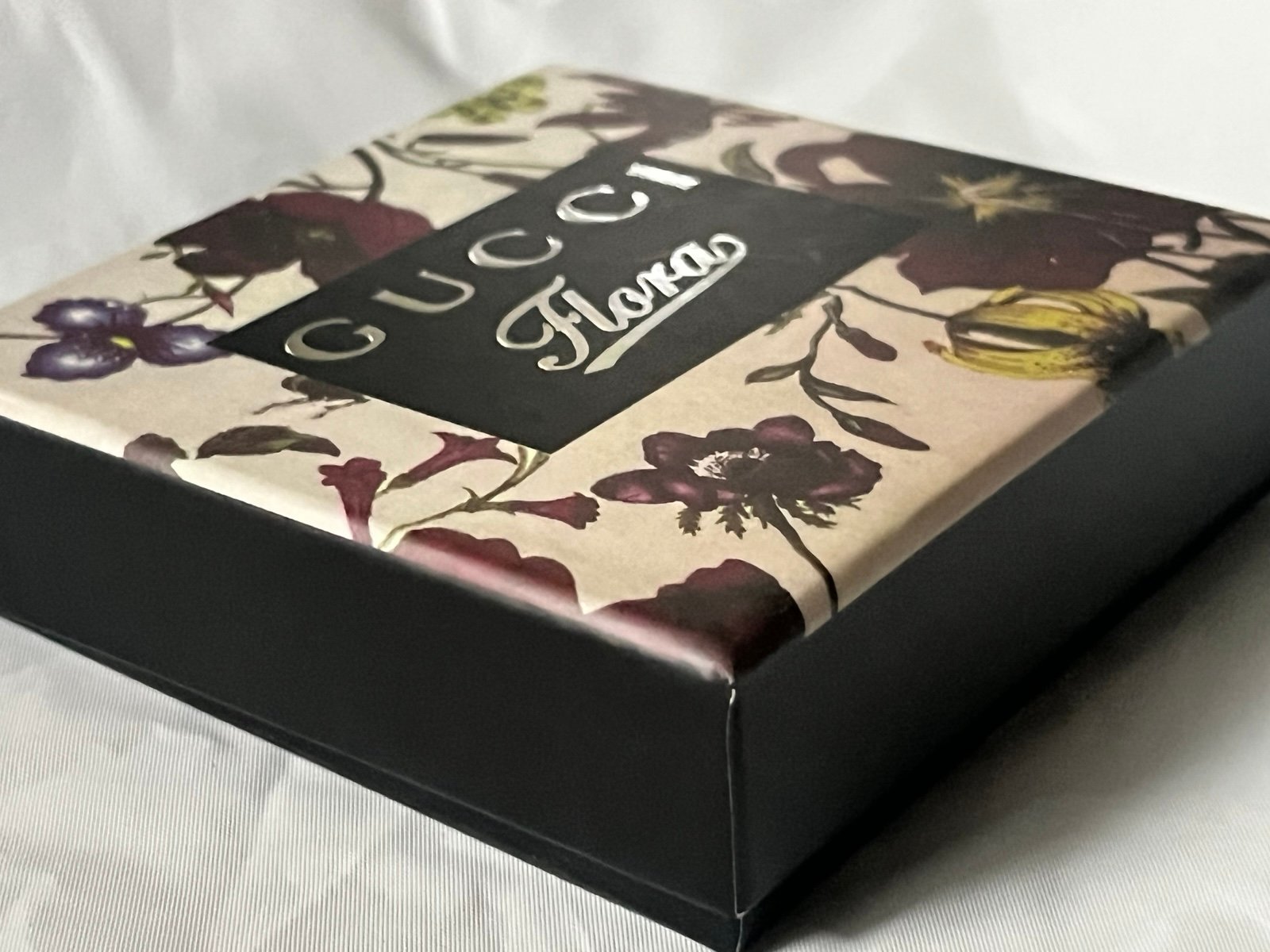 Gucci Flora Compact Mirror