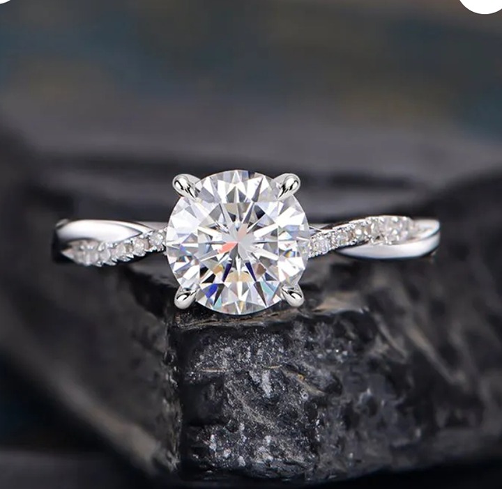 Twist 1.25 Carat Ring NWT