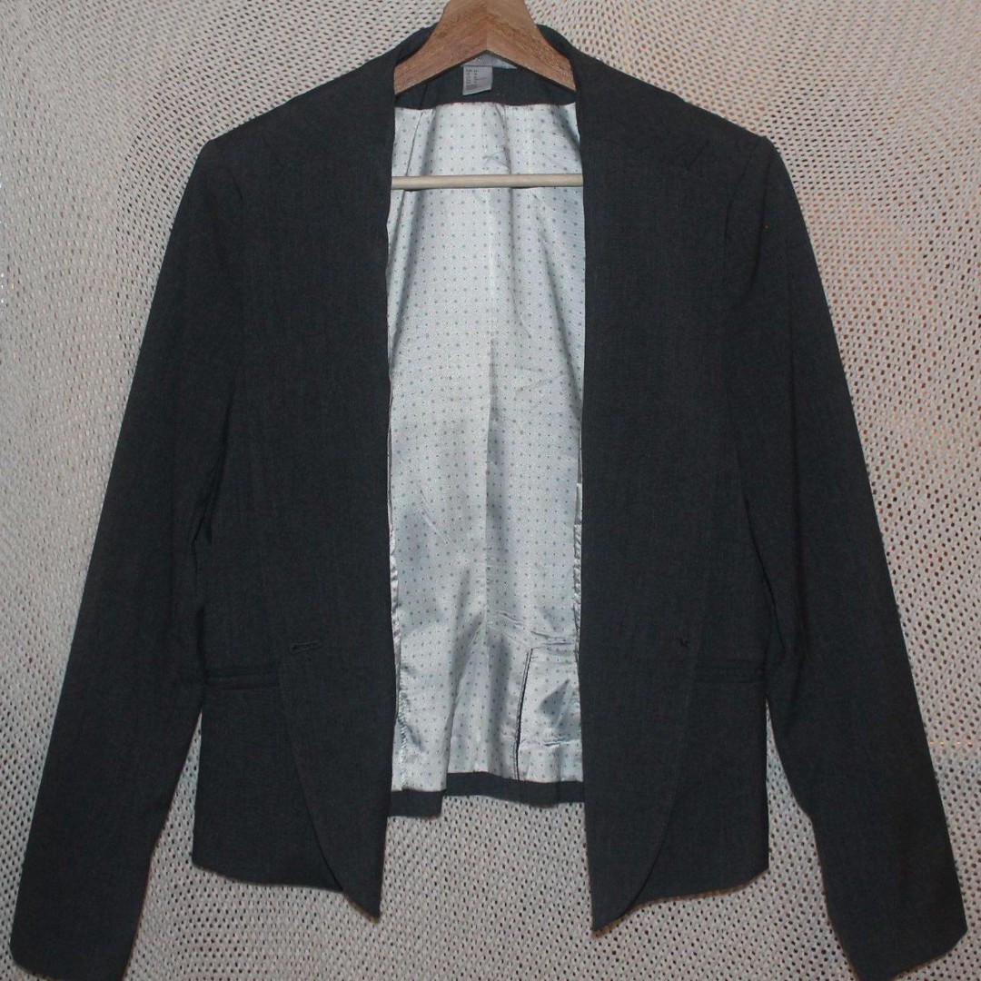 H&M Women's Charcoal Pant Suit (Top & Bottom) Size 14 Short