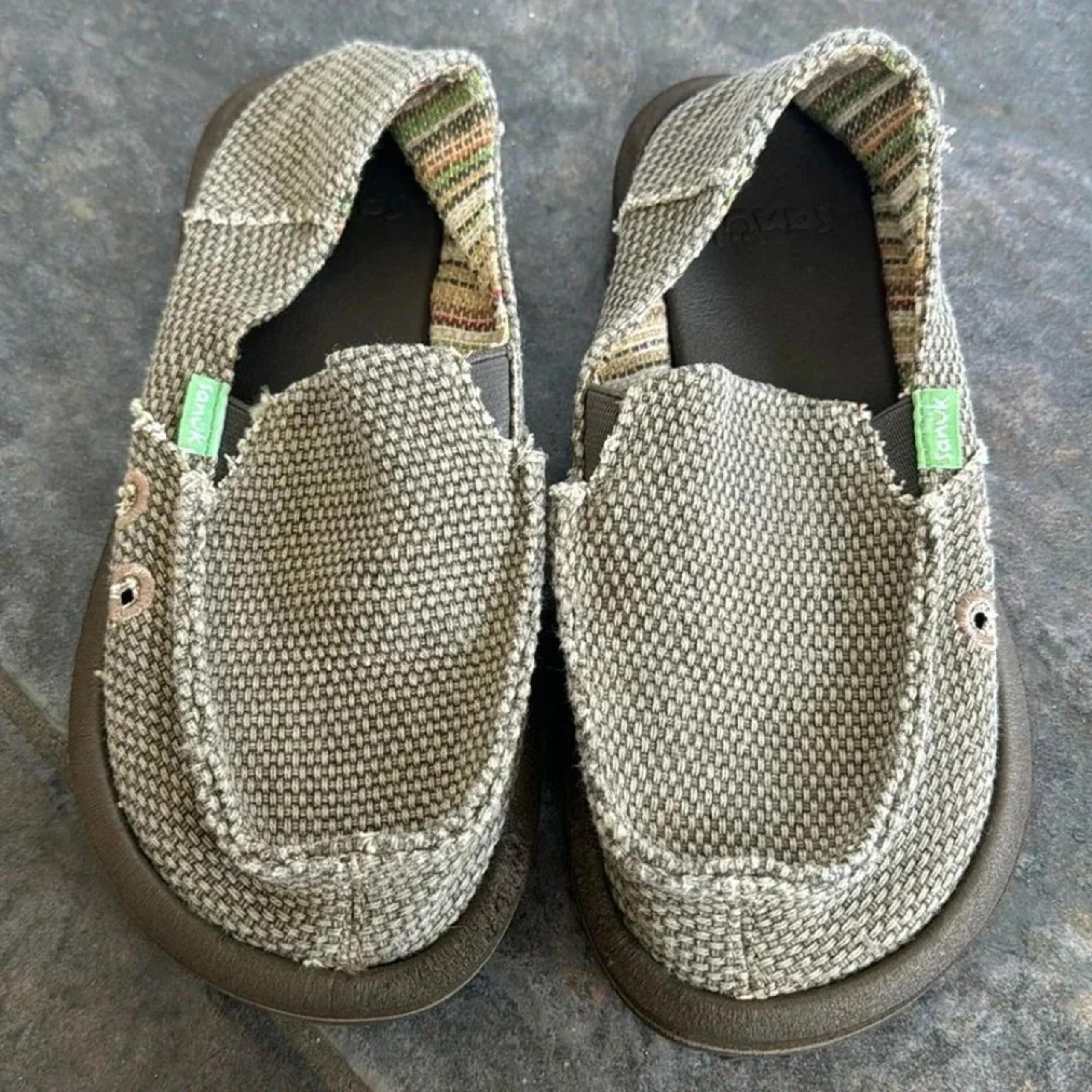 Sanuk Sidewalk Surfer