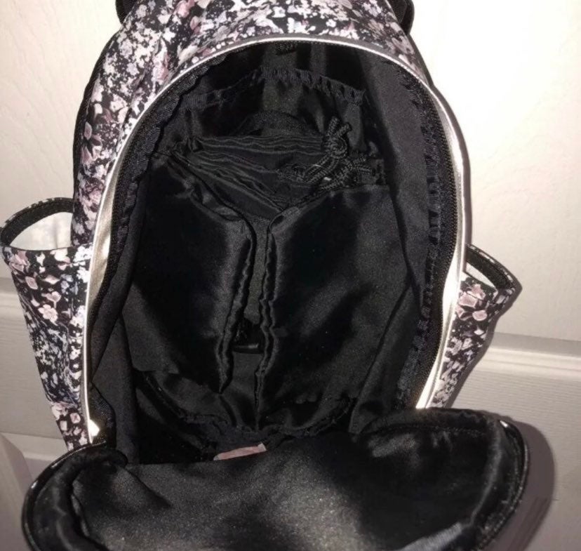 Shops Lululemon Fast & Free floral Backpack RARE