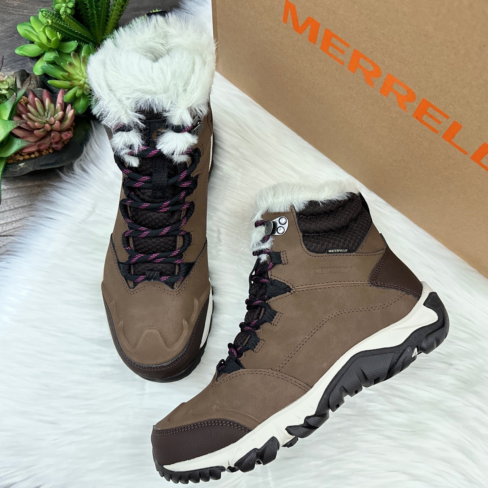 NIB Merrell Thermo Fractal Mid Pac Leather Waterproof Hiking Boots 9M Womens