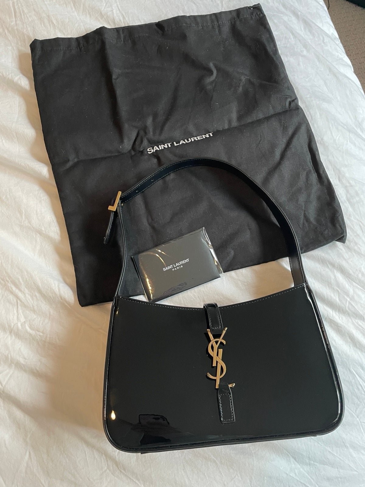 SAINT LAURENT Le 5 A 7 Patent Hobo Bag
