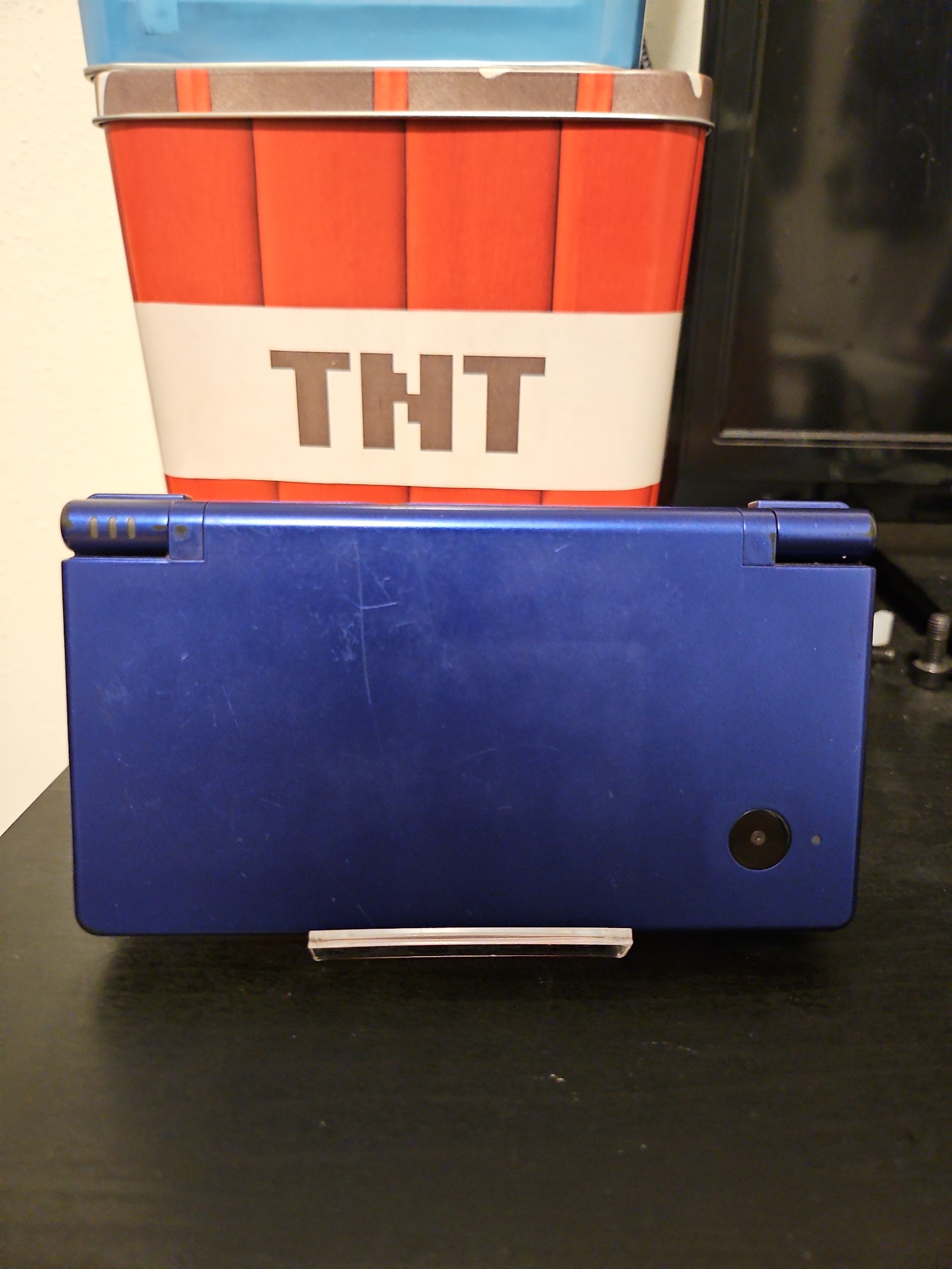 Nintendo Metallic Blue DSi