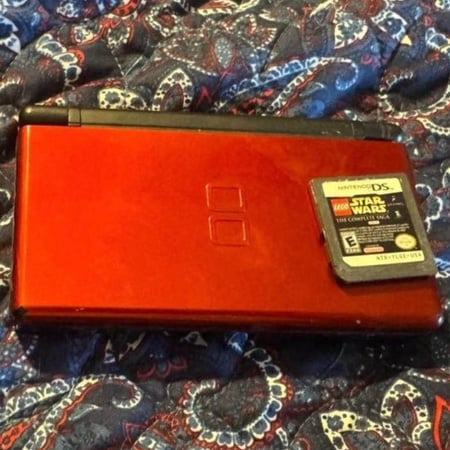 Nintendo DS Lite in Red, Black