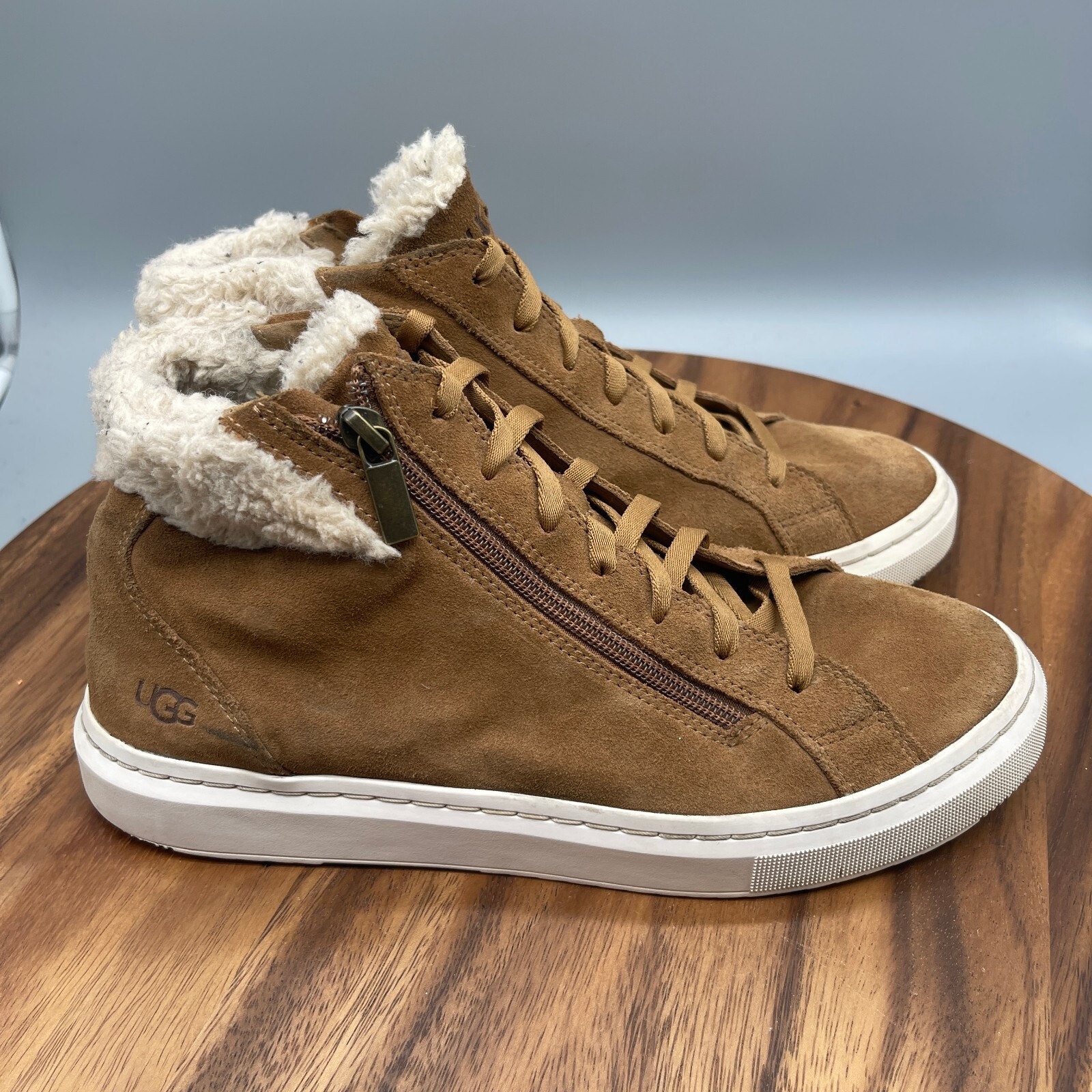 UGG Alameda Mid Womens Size 8.5 Chestnut Brown Suede Zip Ankle Bootie Shoes