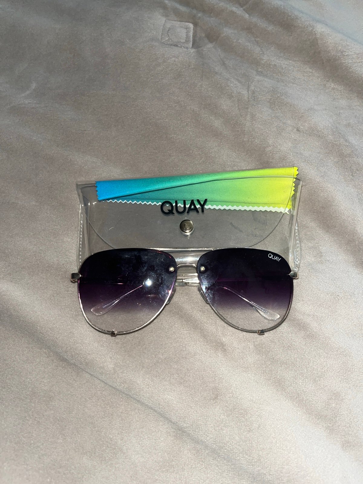 Womens quay australlia sunglasses high key rimless 126
