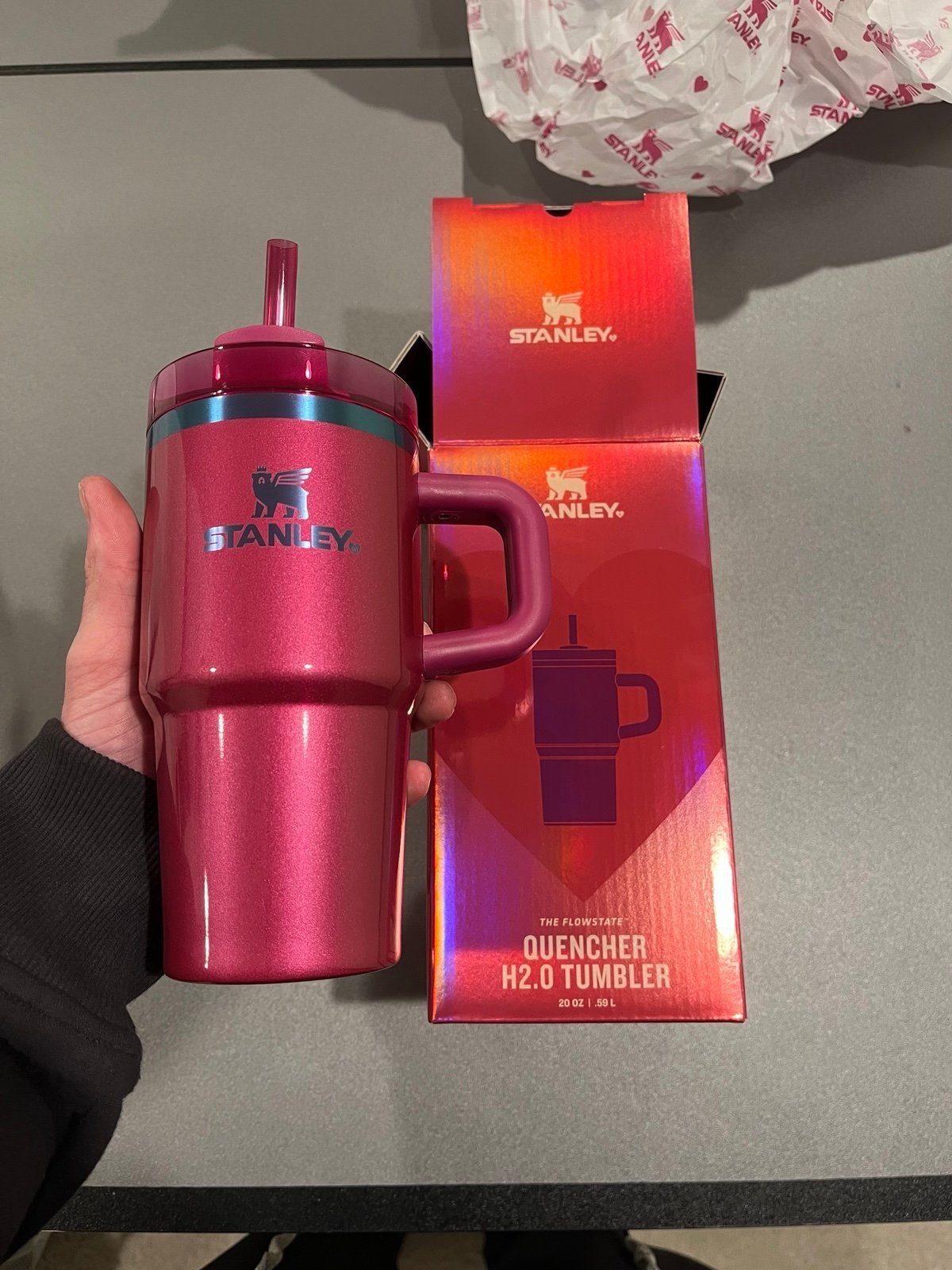 Stanley Valentines Day Quencher H2.0 Flowstate Tumbler Berry Truffle Color!