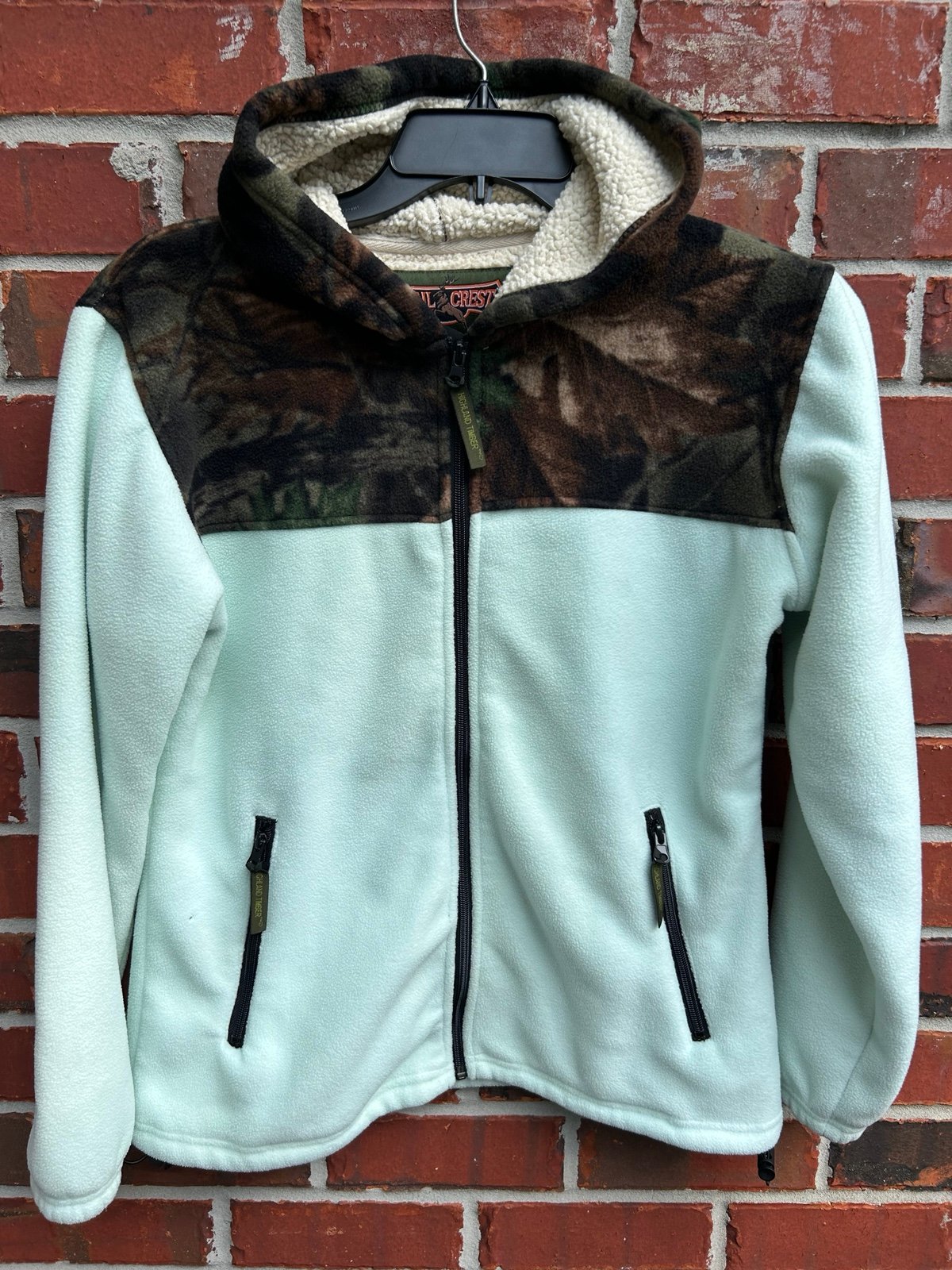 TrailCrest Mint Green & Camo Fleece Long Sleeve Sherpa Lined Full Zip Jacket C1