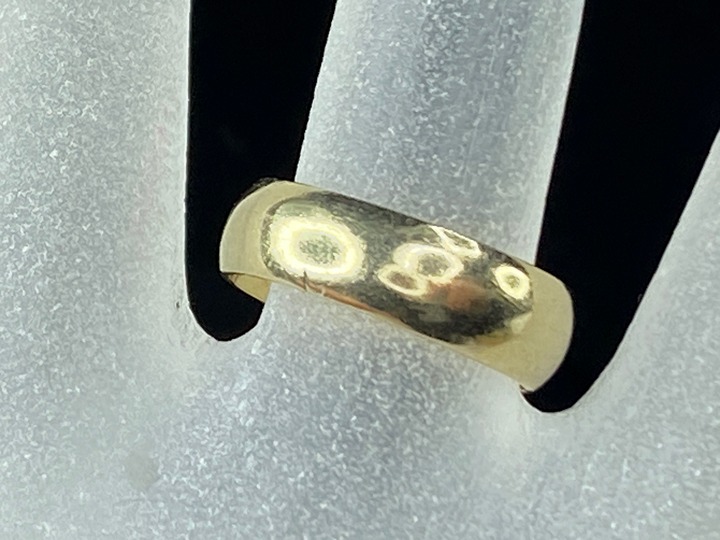 14K yellow gold 5.5mm half-circle wedding band s5.75 4.3gm