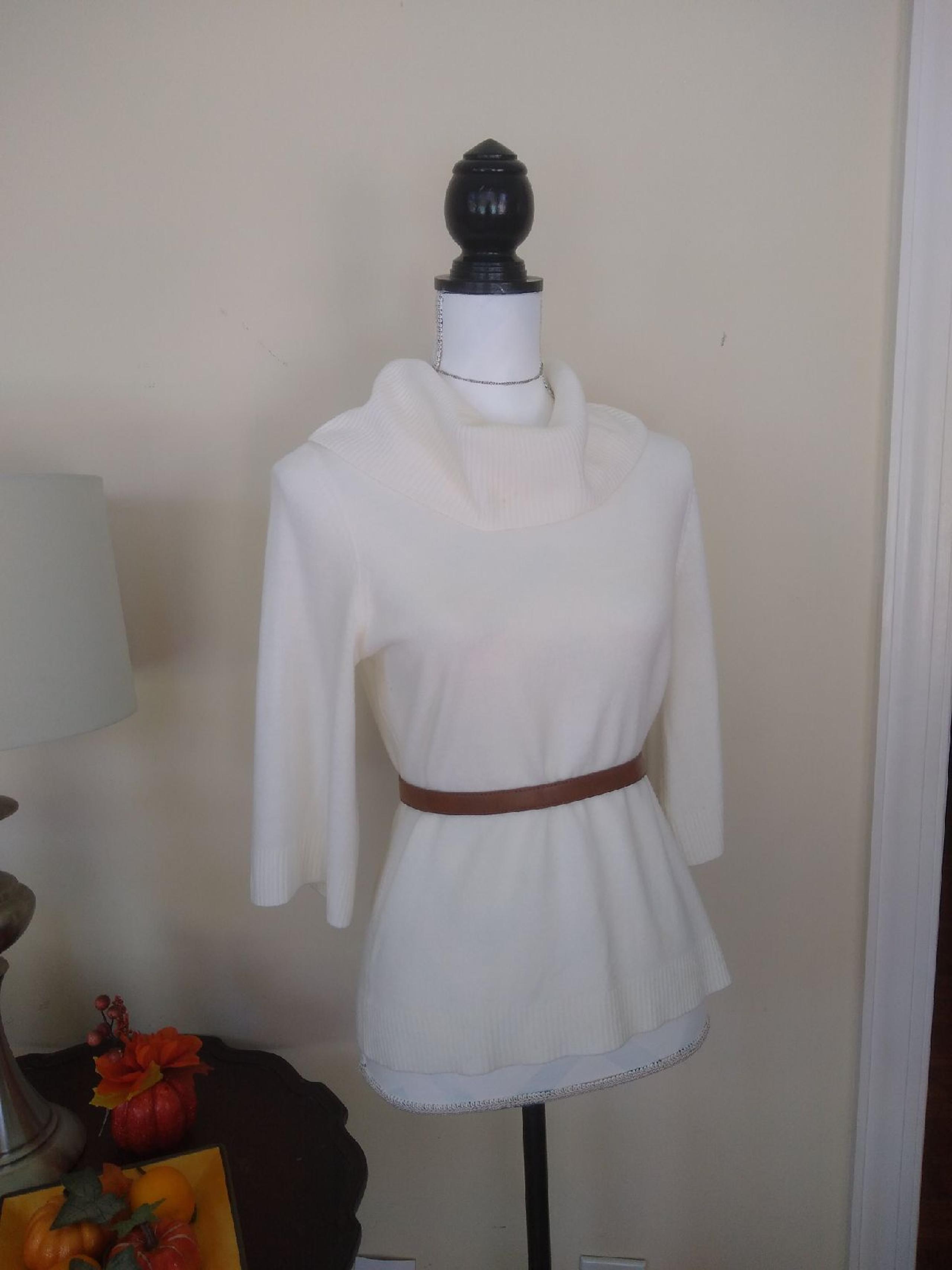 Hampshire Studio Sweater