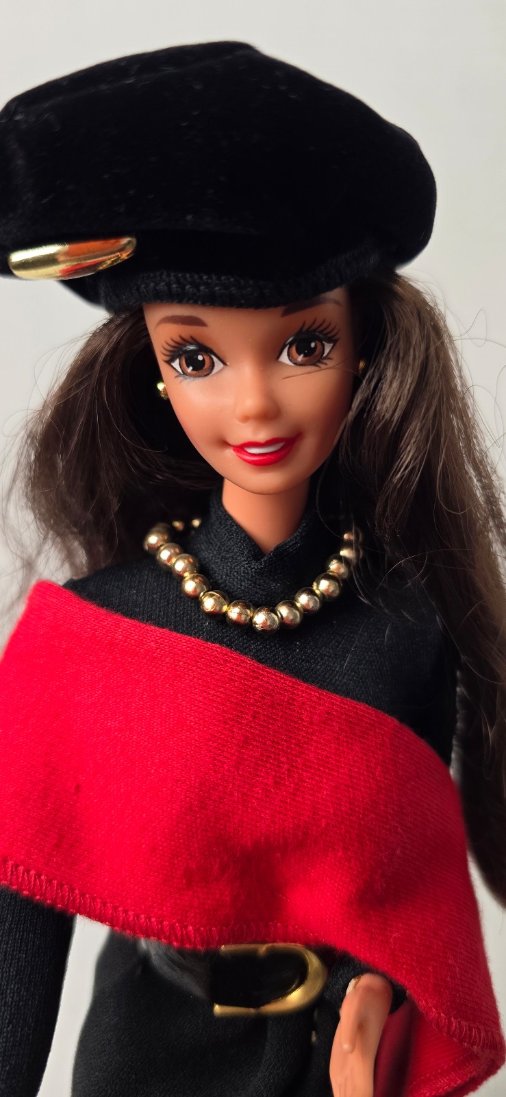 1995 Donna Karan Barbie—chic and stylish! No box, excellent condition.