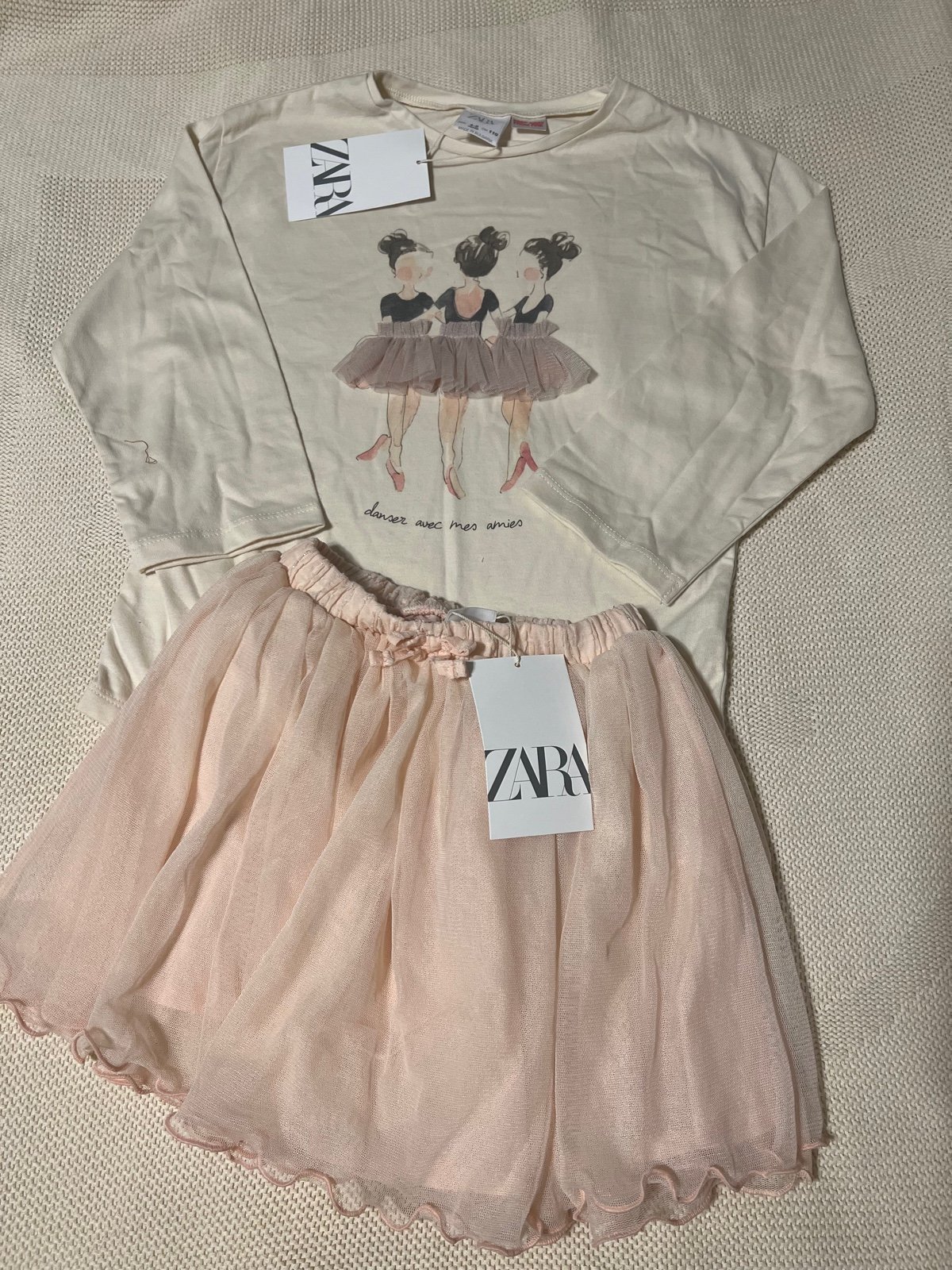 zara new 2 pc set sz 4/5 y