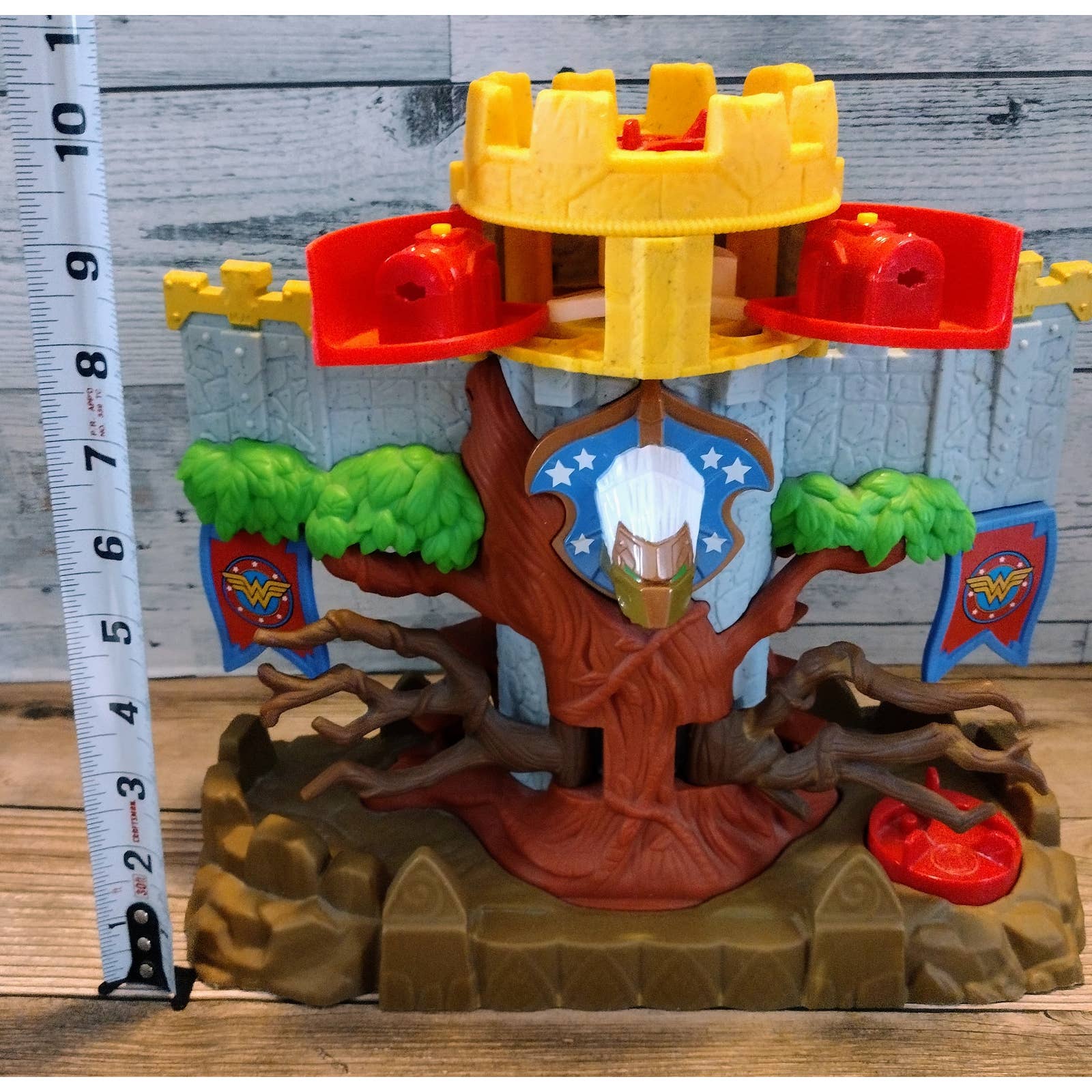 Fischer Price Imaginext DC SuperFriends Wonder Woman Themyscira Island Retail70