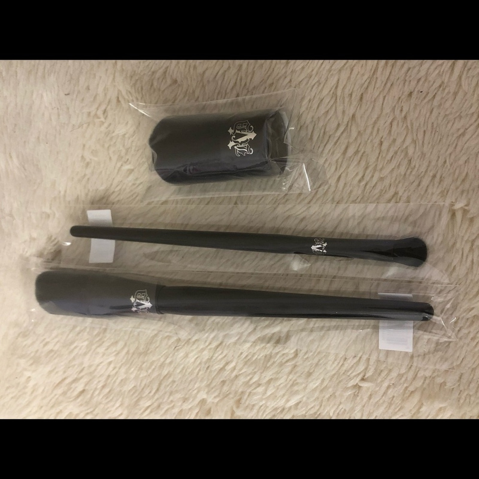 Set of 3 Kat Von D makeup brushes
