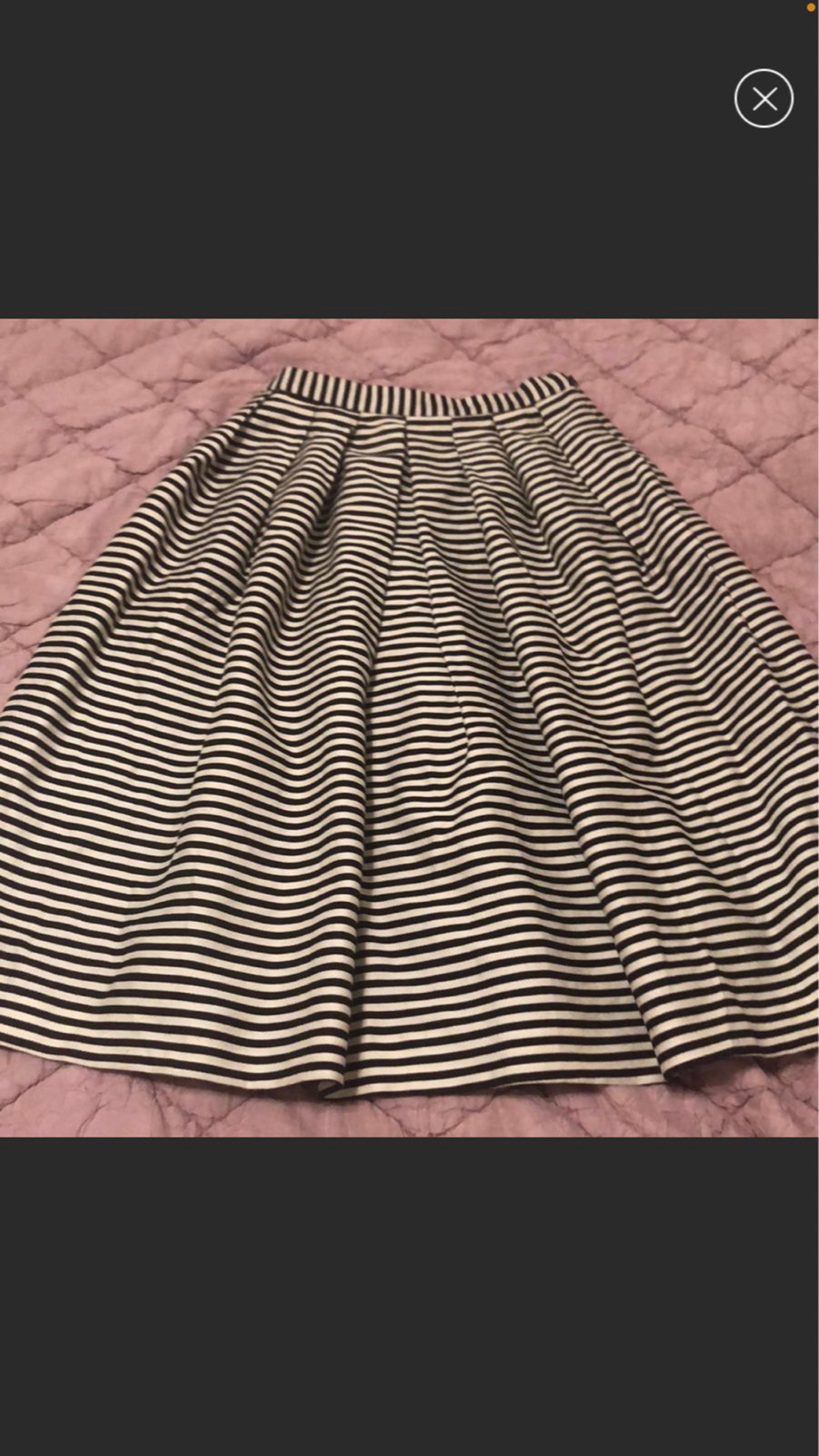 Black and white stripe Skirt XS