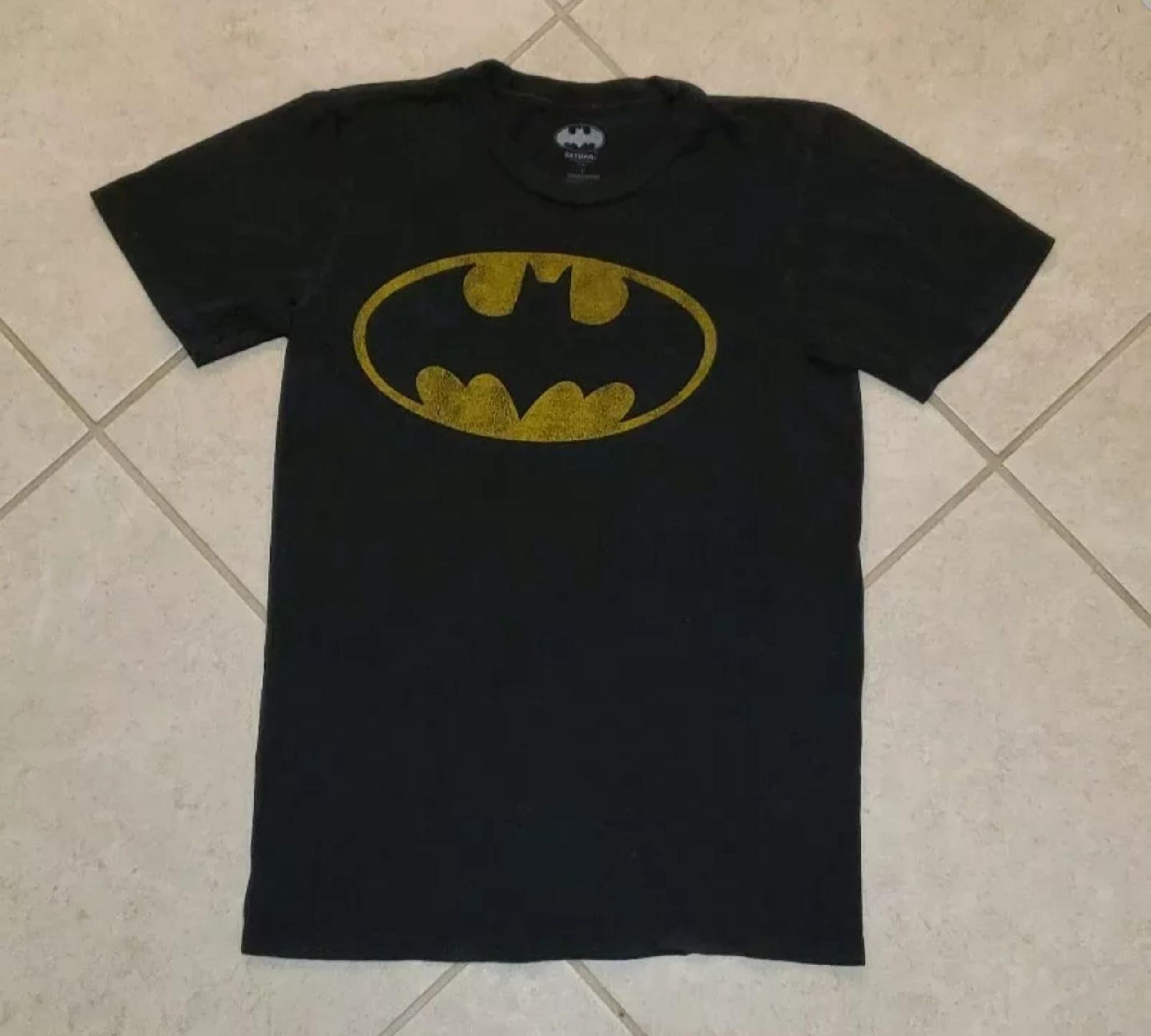 Boy's DC Comics Batman Shirt Size S Black