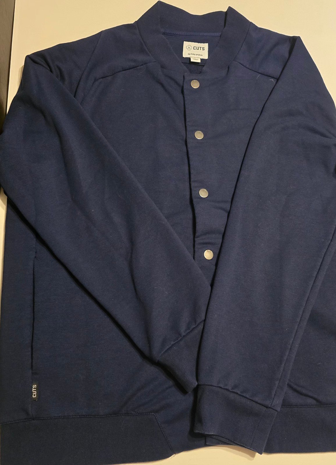 Cuts ligh weight jacket sz L