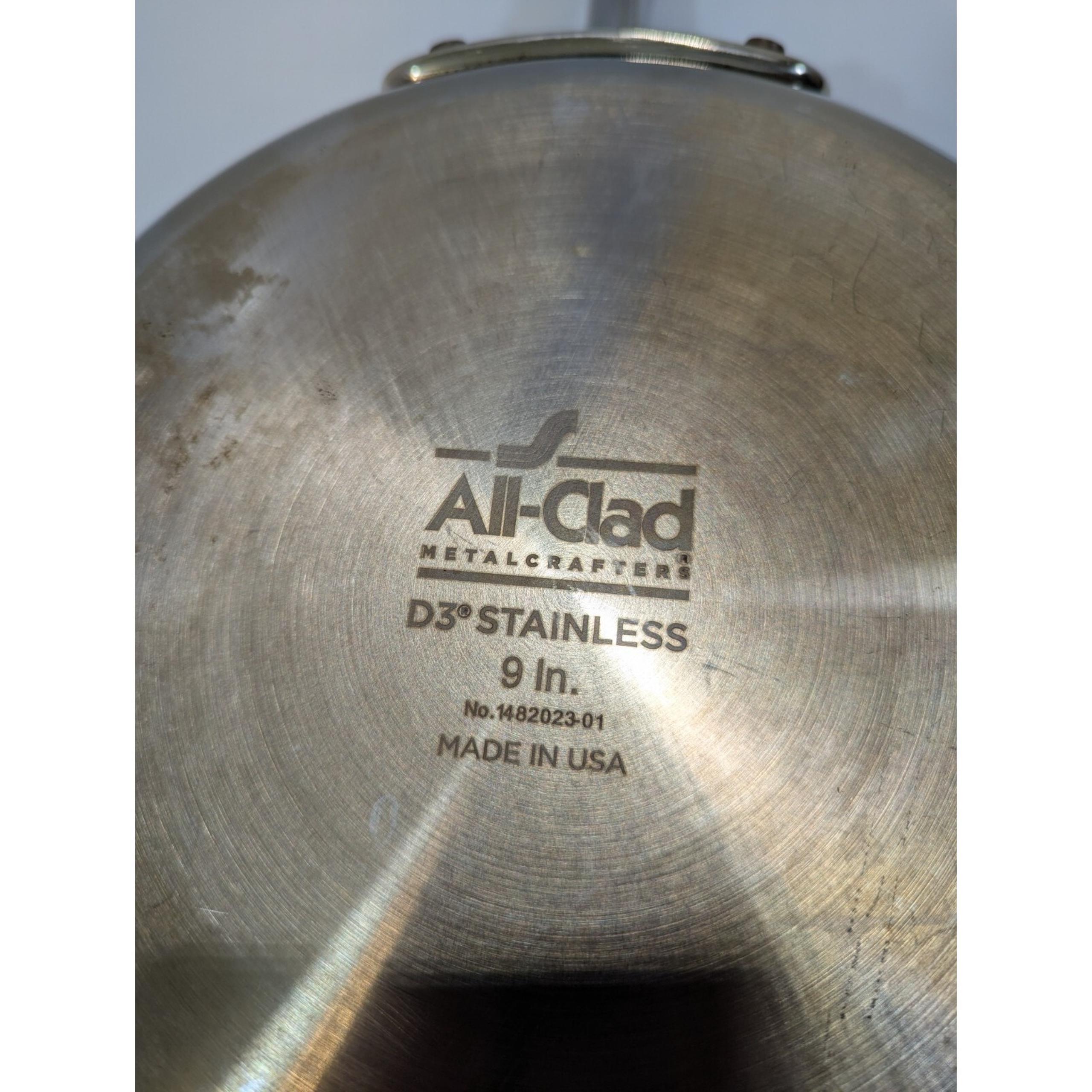 All-Clad D3 9 Inch Non-Stick Skillet No.1482023-01