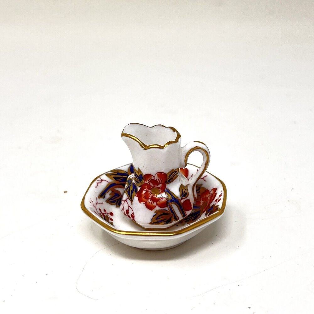 Crown Staffordshire - England - Miniature Pitcher and Bowl Set - Flowers Antique - detail