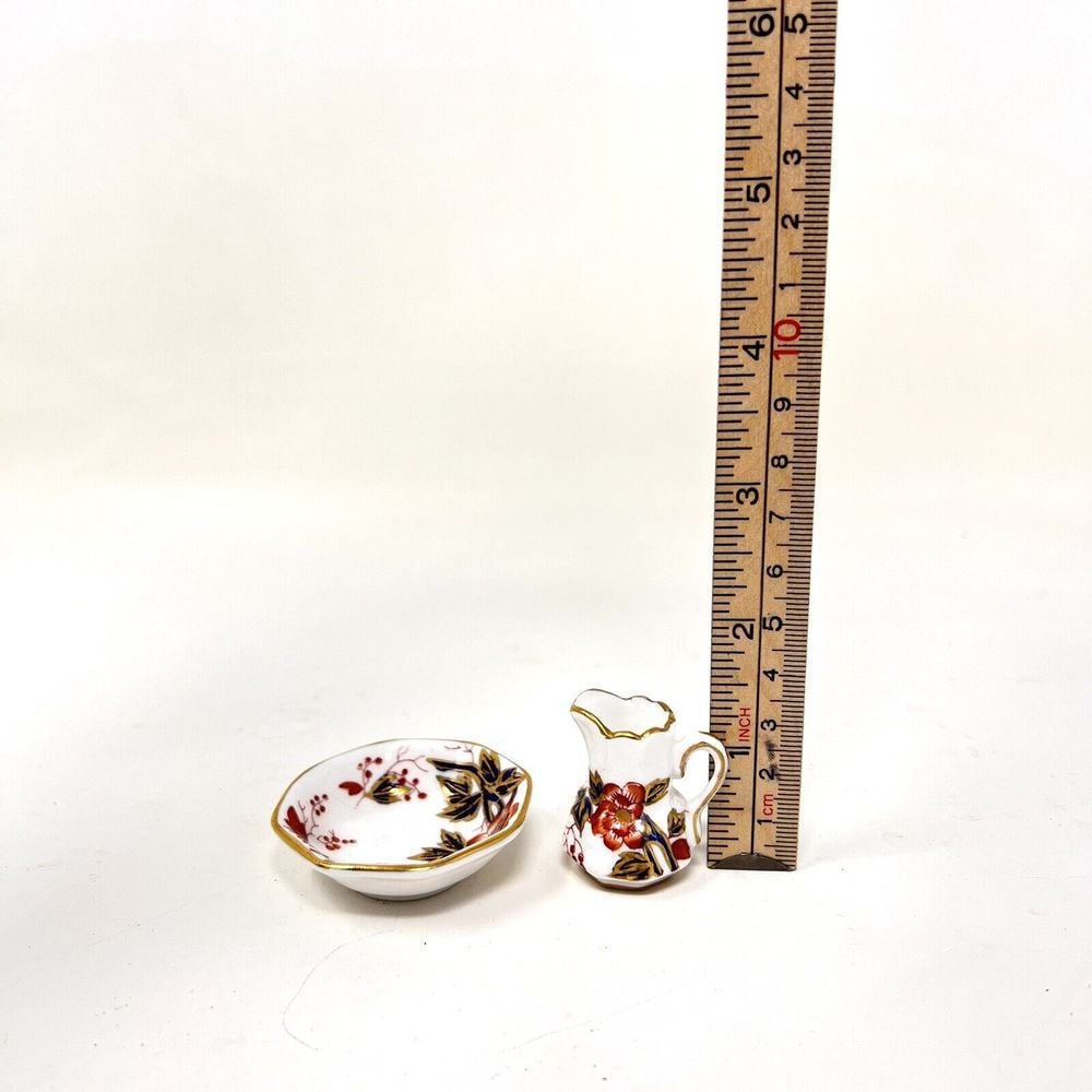 Crown Staffordshire - England - Miniature Pitcher and Bowl Set - Flowers Antique - detail