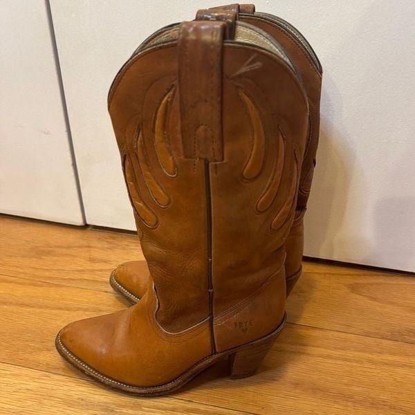 FRYE 7075 Genuine Leather Western Boots Acorn Women’s Size 6