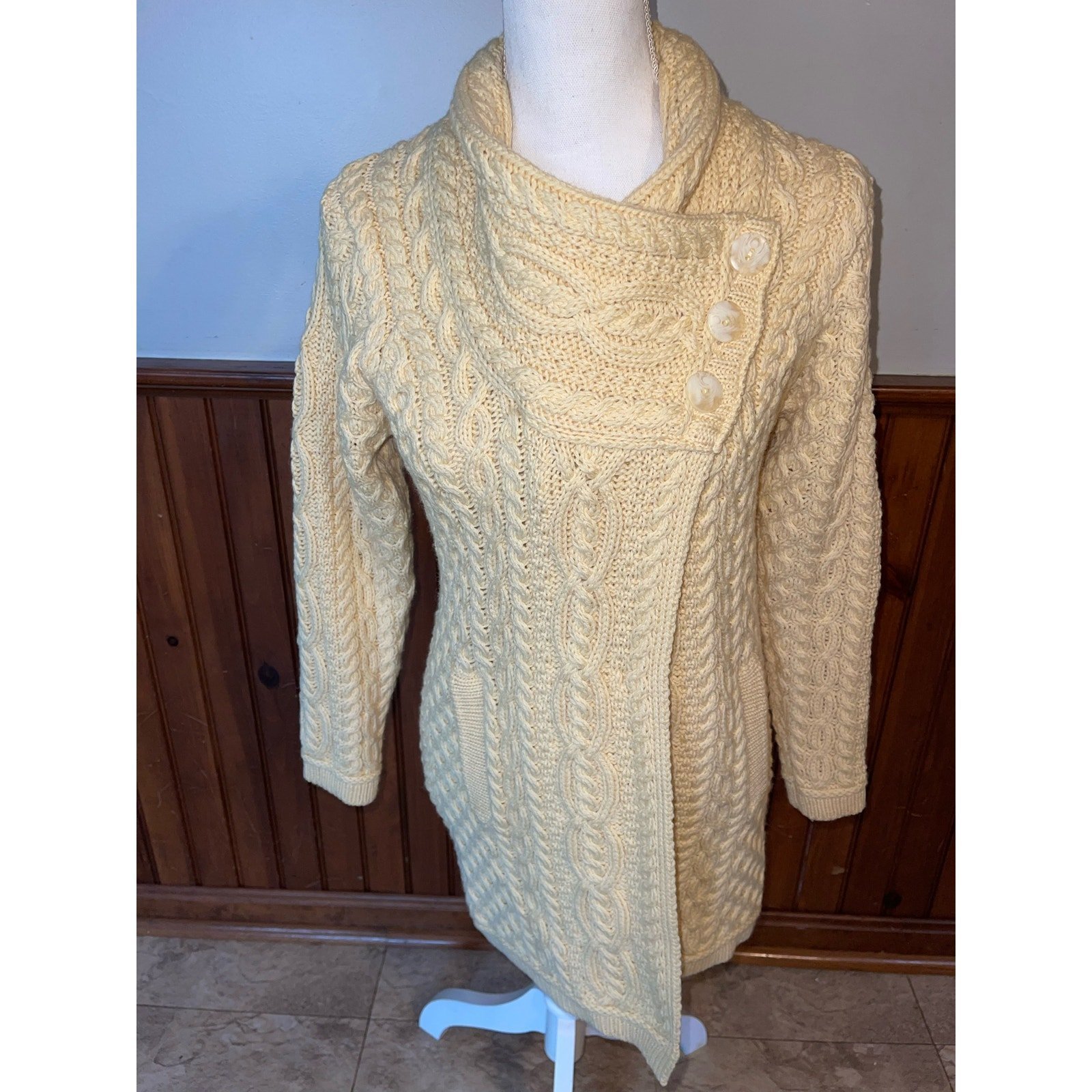 Womens ARAN CRAFTS Ireland Yellow Merino Wool Cable Knit Long Sweater XXS