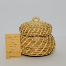 Vintage Papago Native American Handwoven Lidded Handled Basket 5 x 5.5