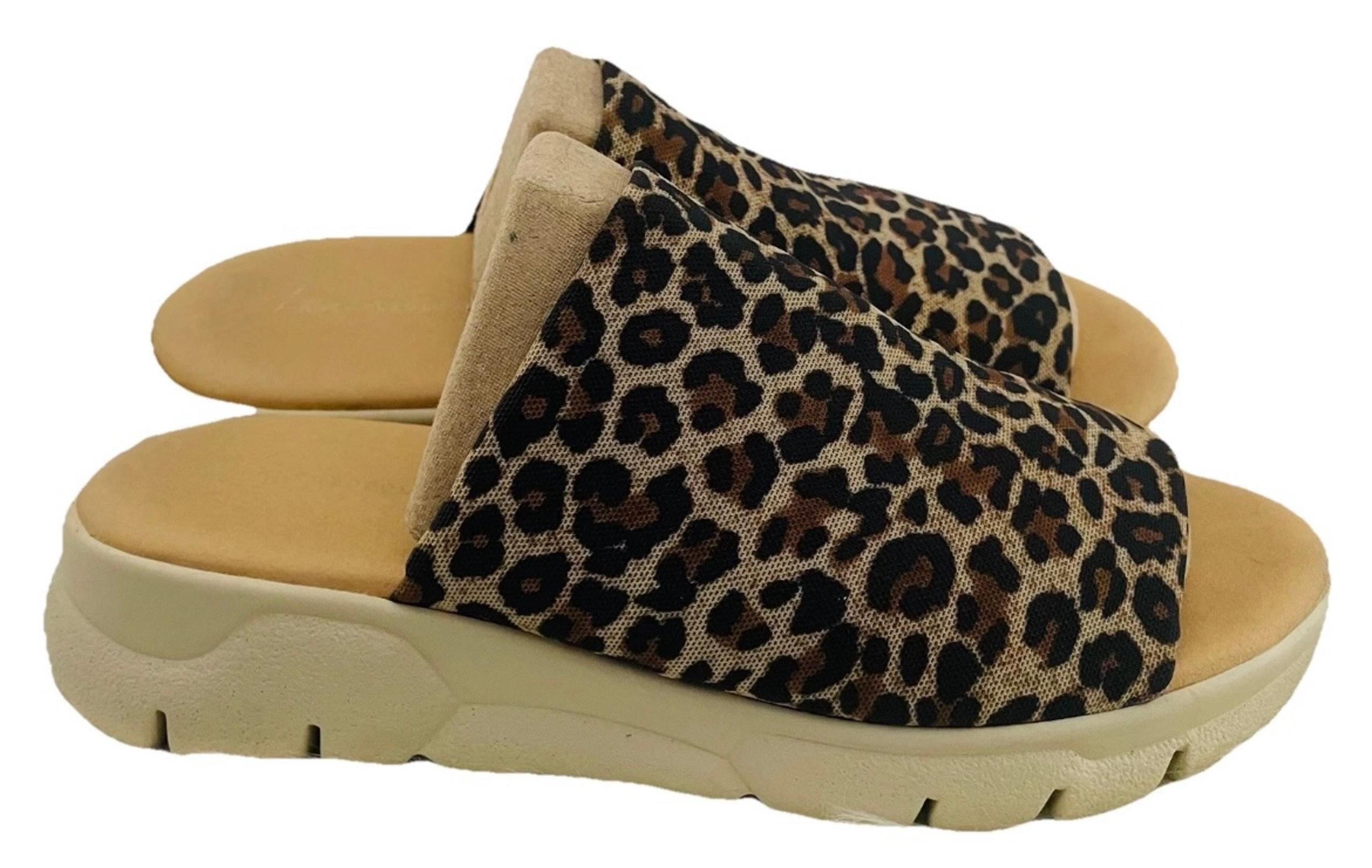 Anthropologie Women’s Black& Tan Leopard Print Comfy slide Sandals size9.5-10