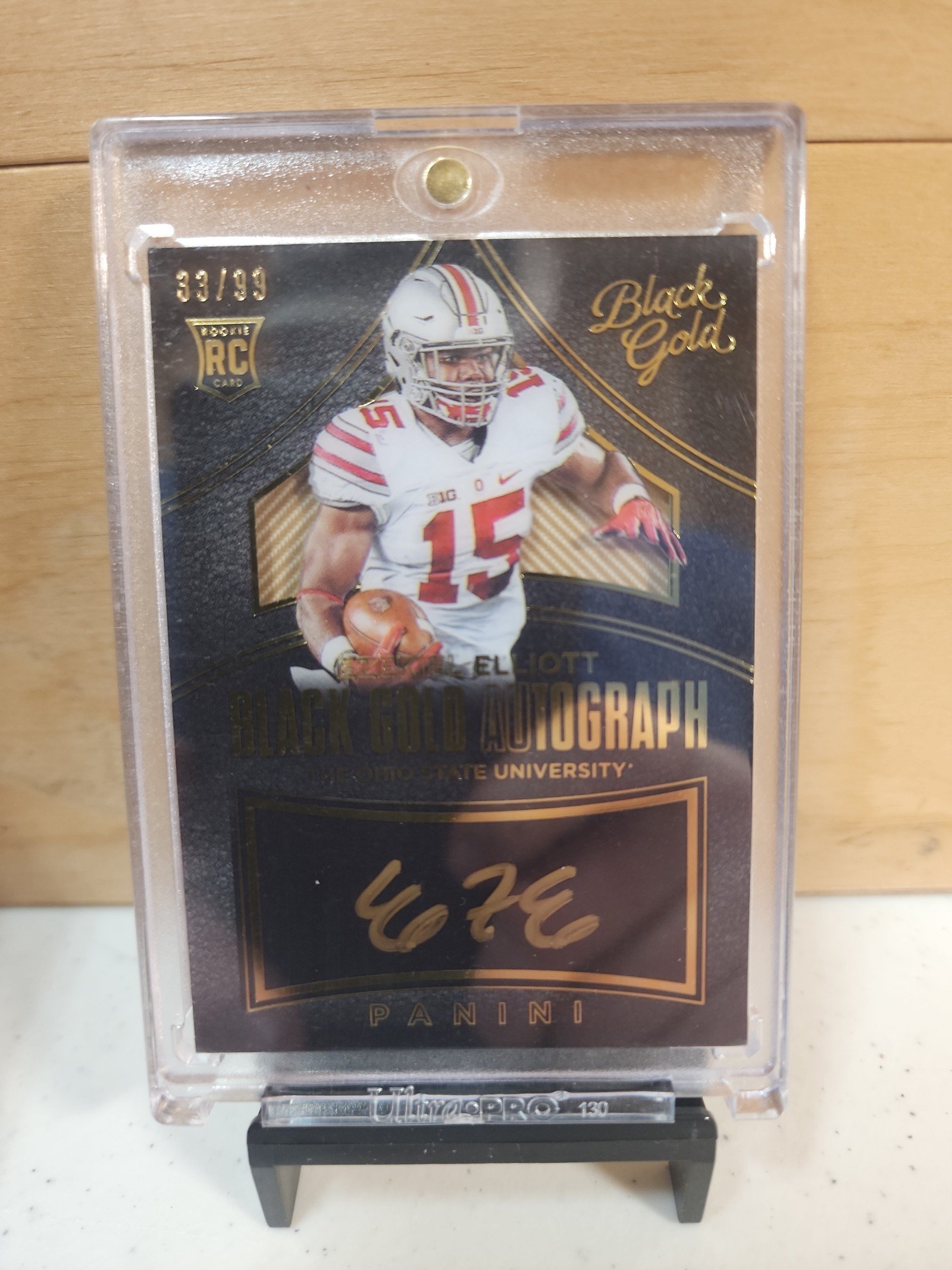 EZEKIEL ELLIOTT 2016 BLACK GOLD COLLEGIATE GOLD AUTO #/99 SP