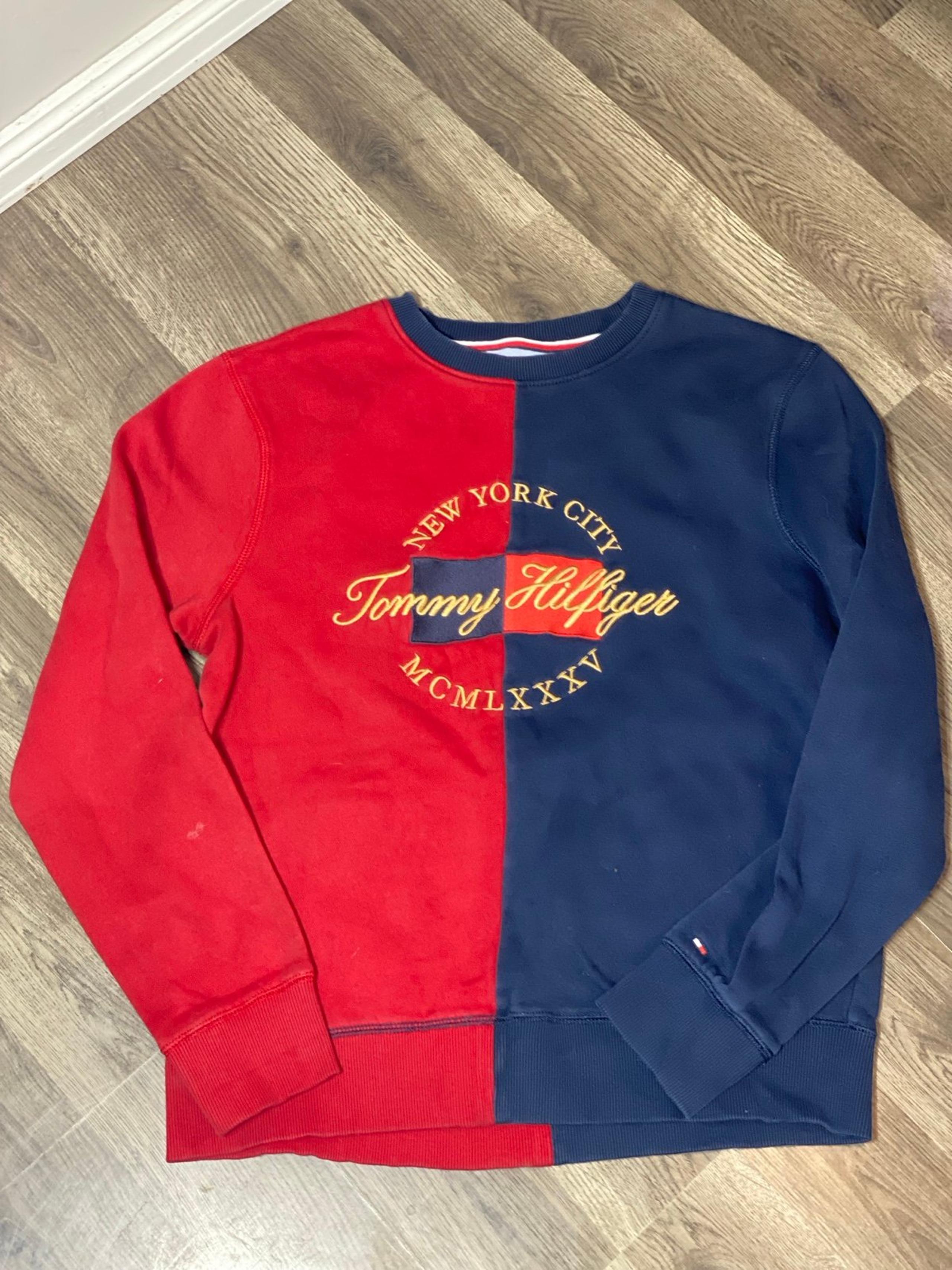 Vintage Tommy Hilfiger Crewneck Red Navy Colorblock Pullover Mens Embroider Logo