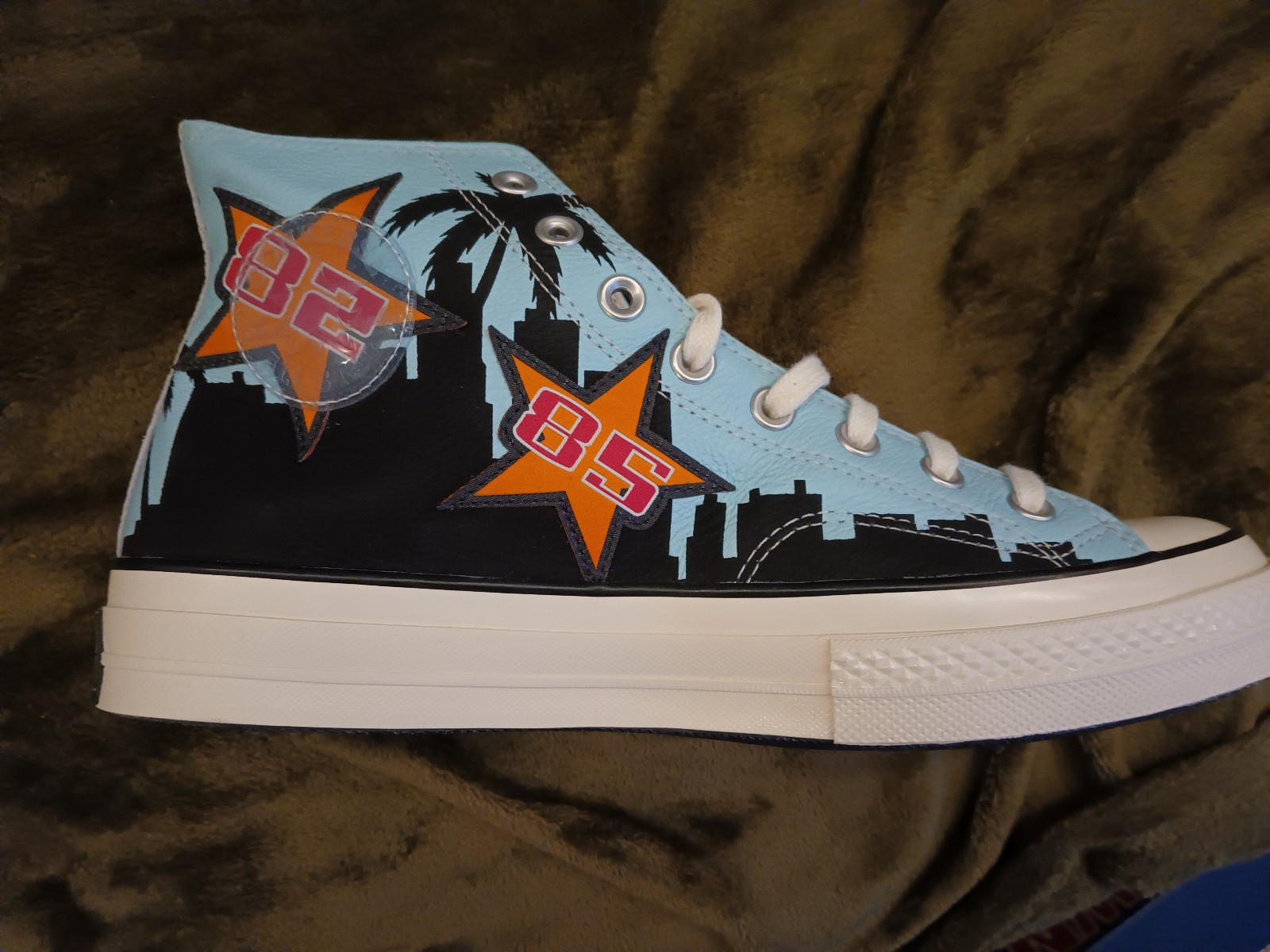 Canvas/ sneakers
