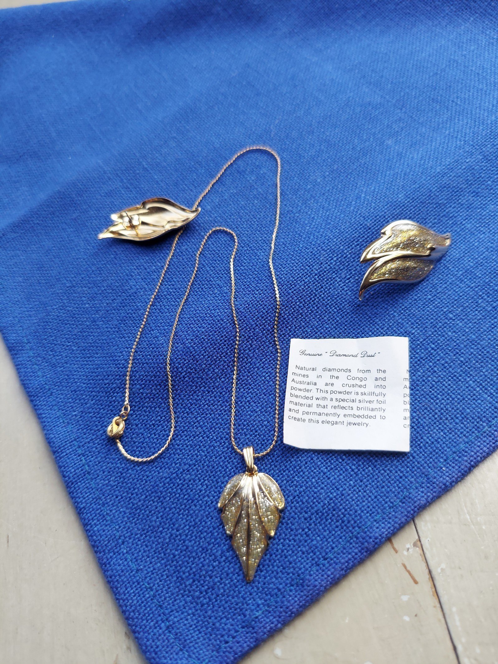 GENUINE VINTAGE DIAMOND DUST POST EARRINGS and NECKLACE set.