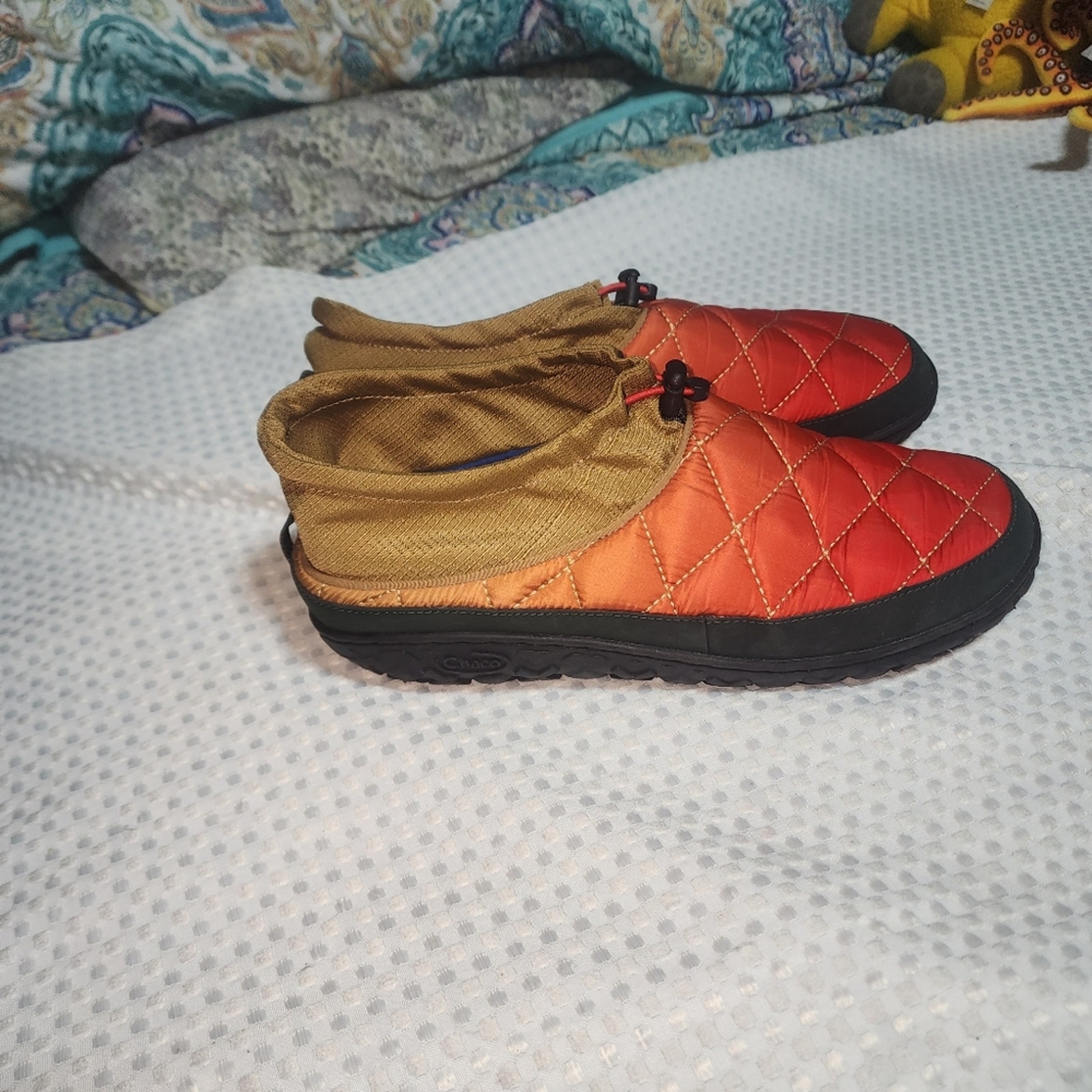 CHACO EUC MENS SZ 10 RAMBLE PUFF SHOES