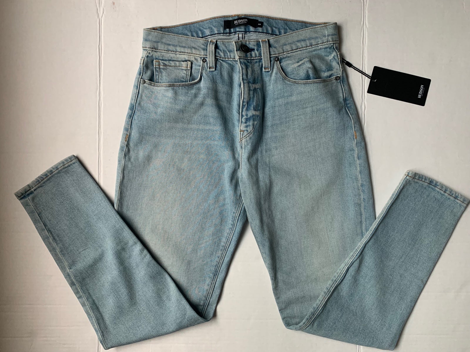 HUDSON Bettie High-Rise Tapered Jeans Light Blue AIRB Size 26 MSRP 235 NEW