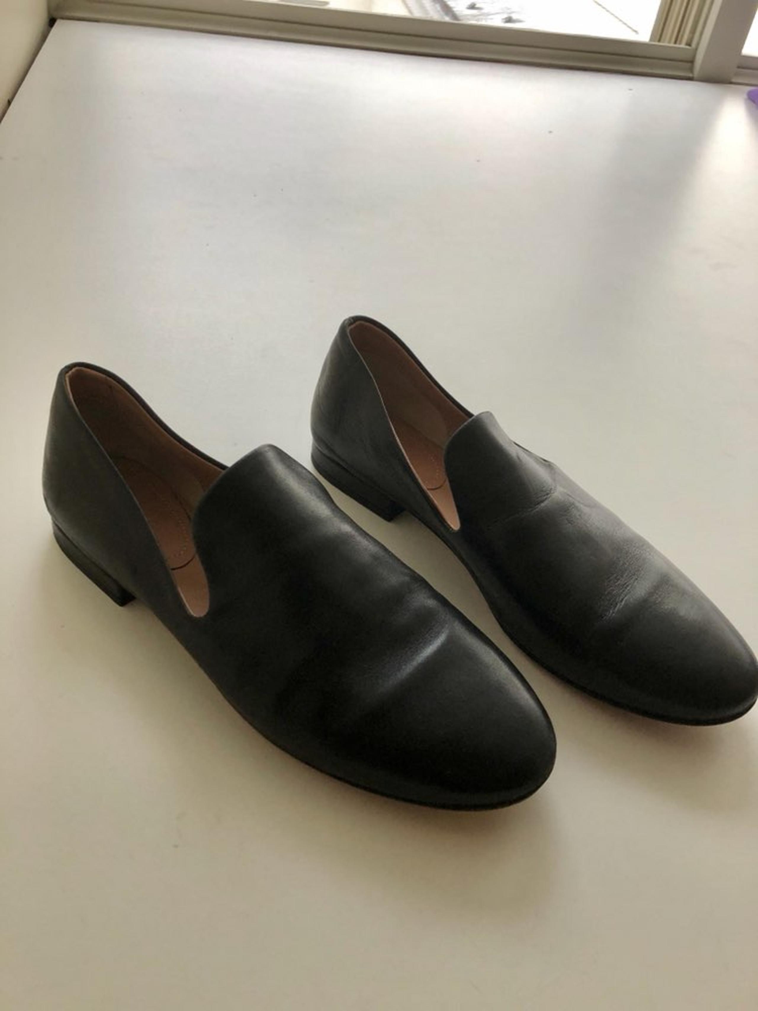 Lewit Designer Black Dress Shoes
