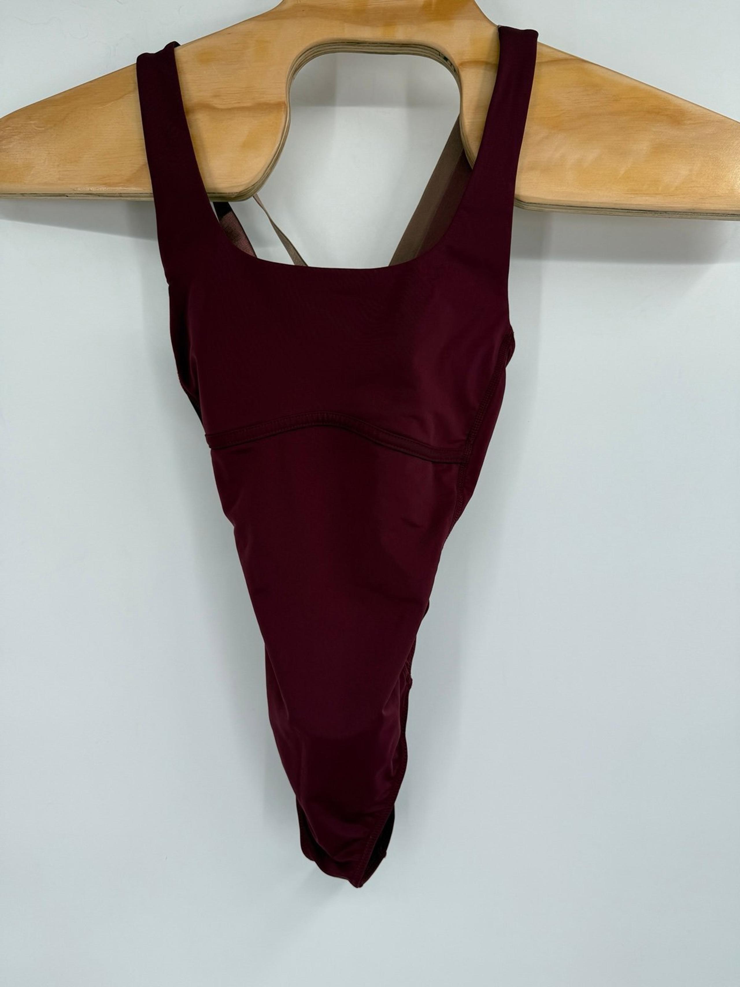FABLETICS Jeanette Bodysuit Active Strappy Cross Back Women NWT  Sz S