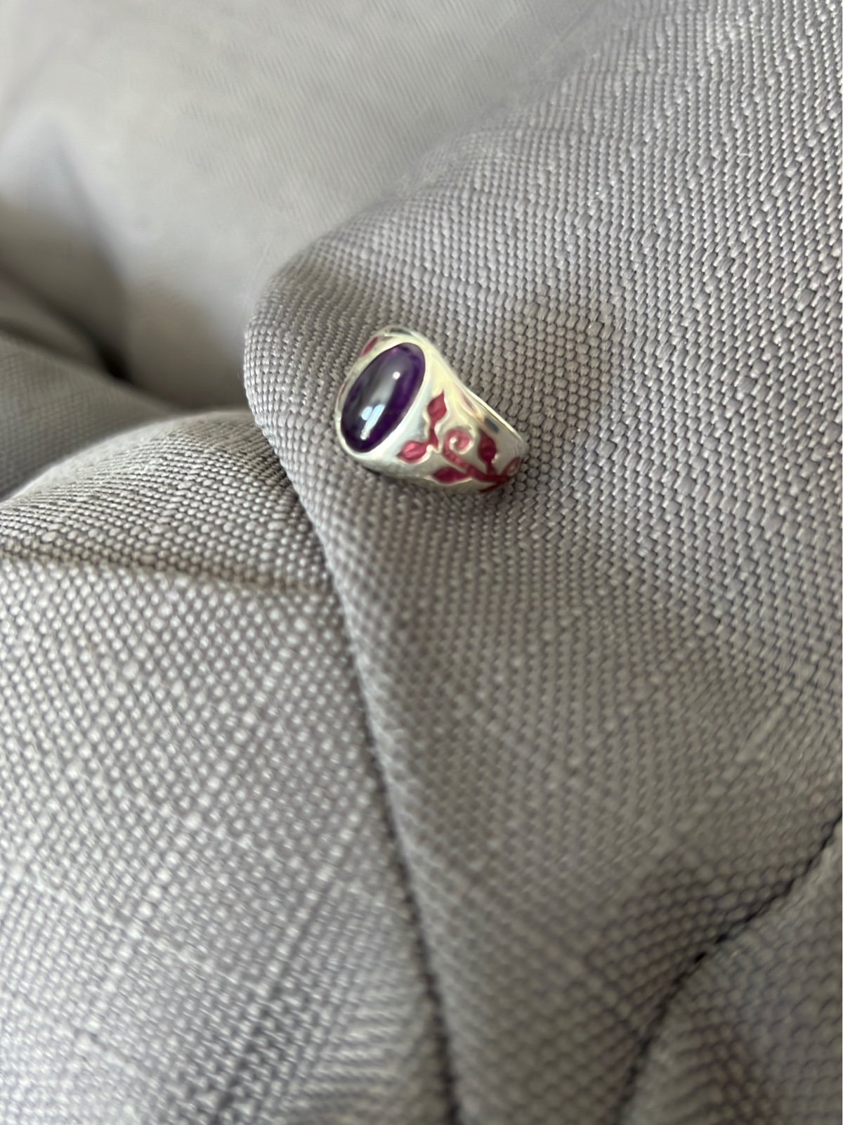 Sterling ring w amethyst stone