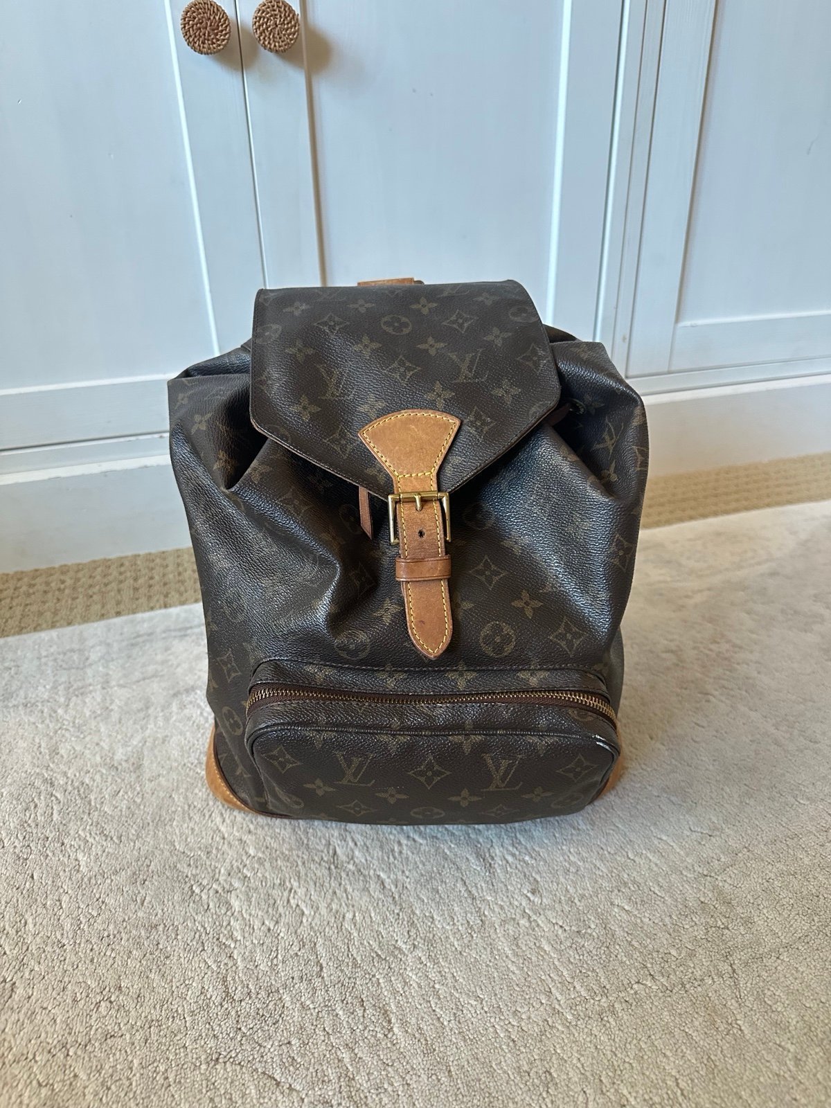 Louis vuitton montsouri GM backpack
