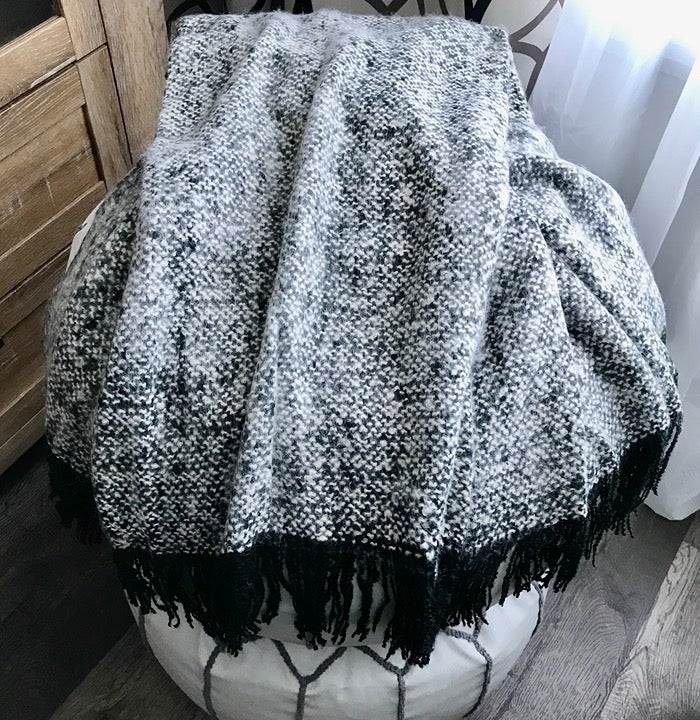 Fringe Knit Blanket Throw - New