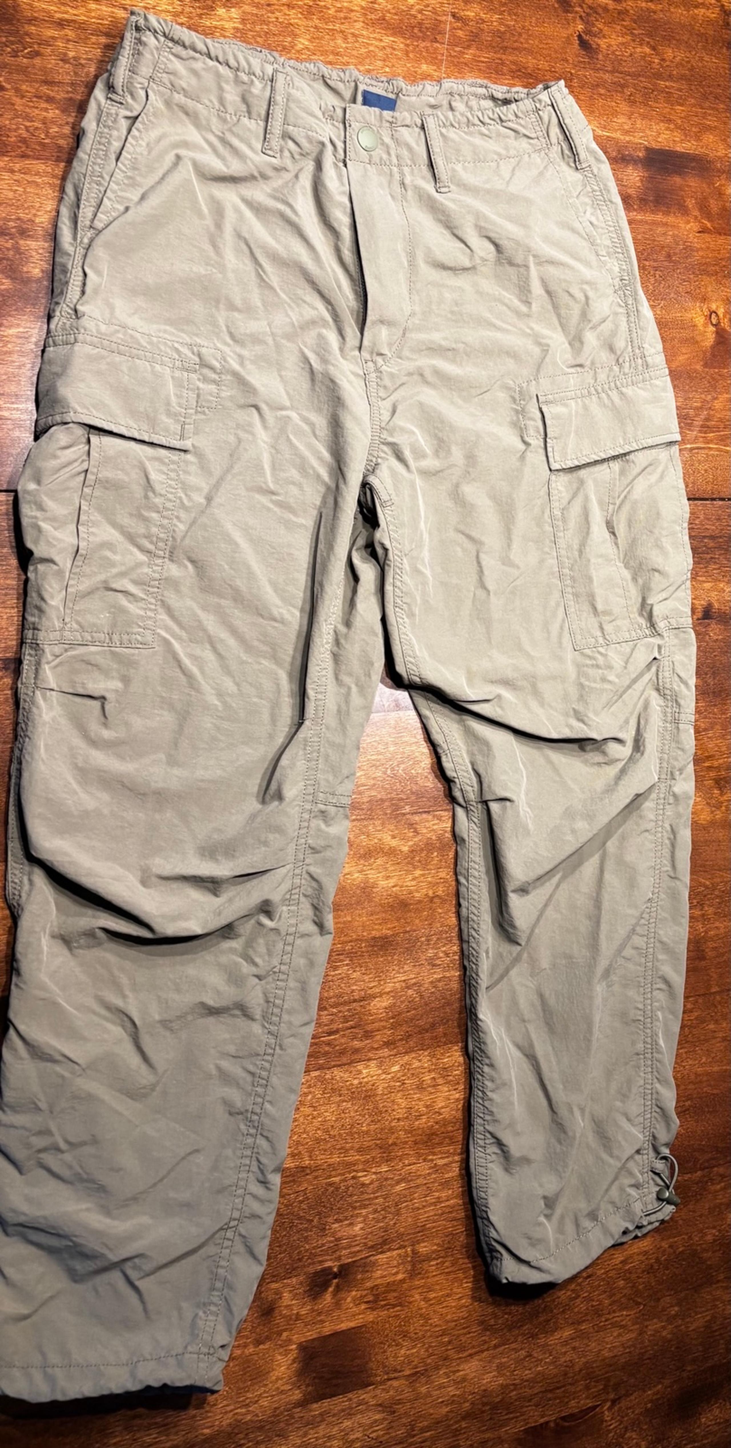 American Eagle AE Women’s Green Cargo Pants XS
