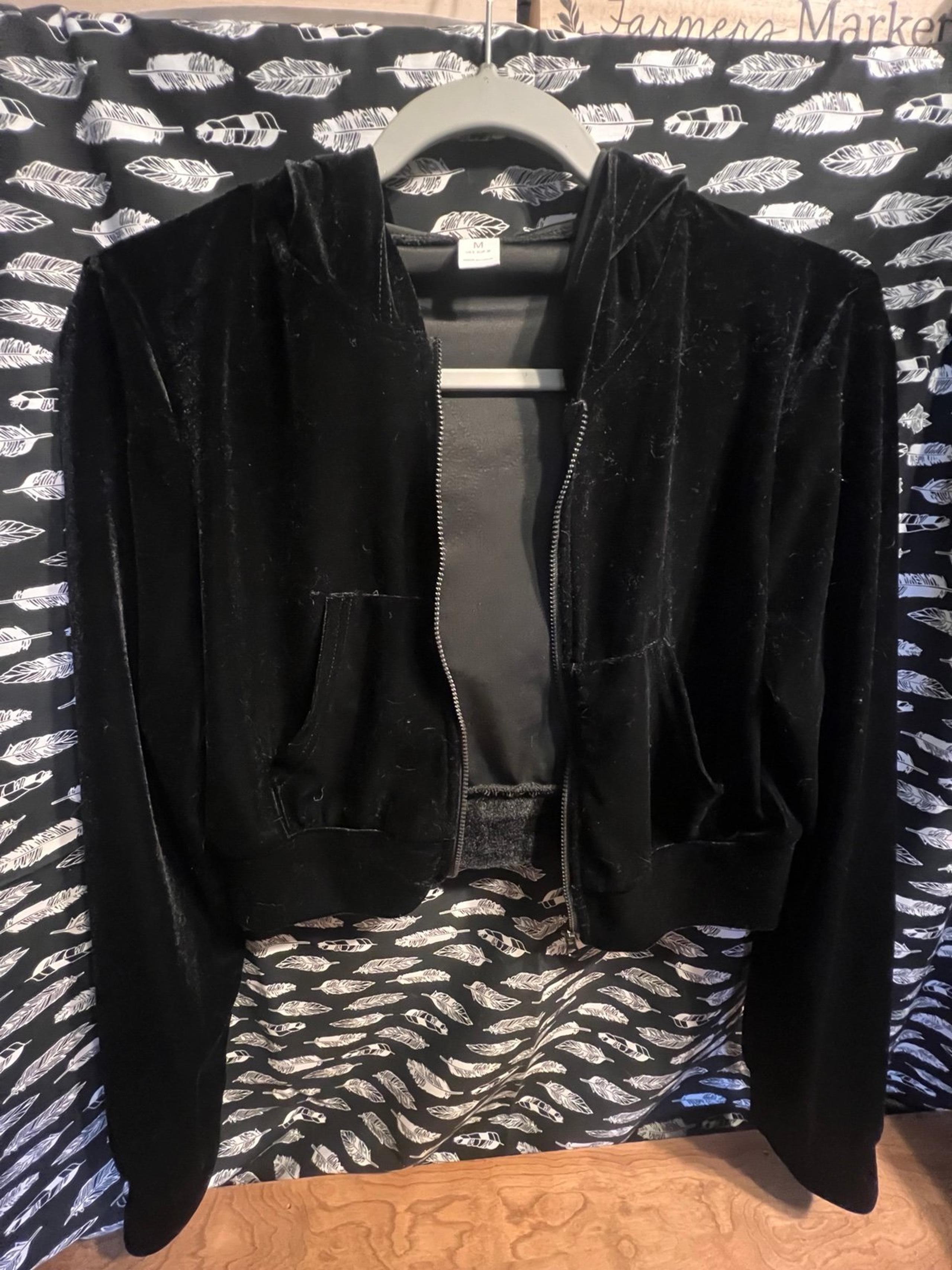 Cropped Sweater Devil Wings Rhinstones