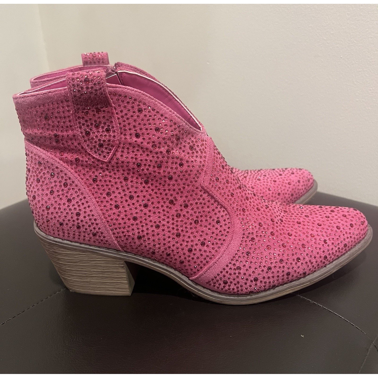 Pierre Dumas Womens Size 10 Splash-2 Pink Western Rhinestone Bootie Barbie boots