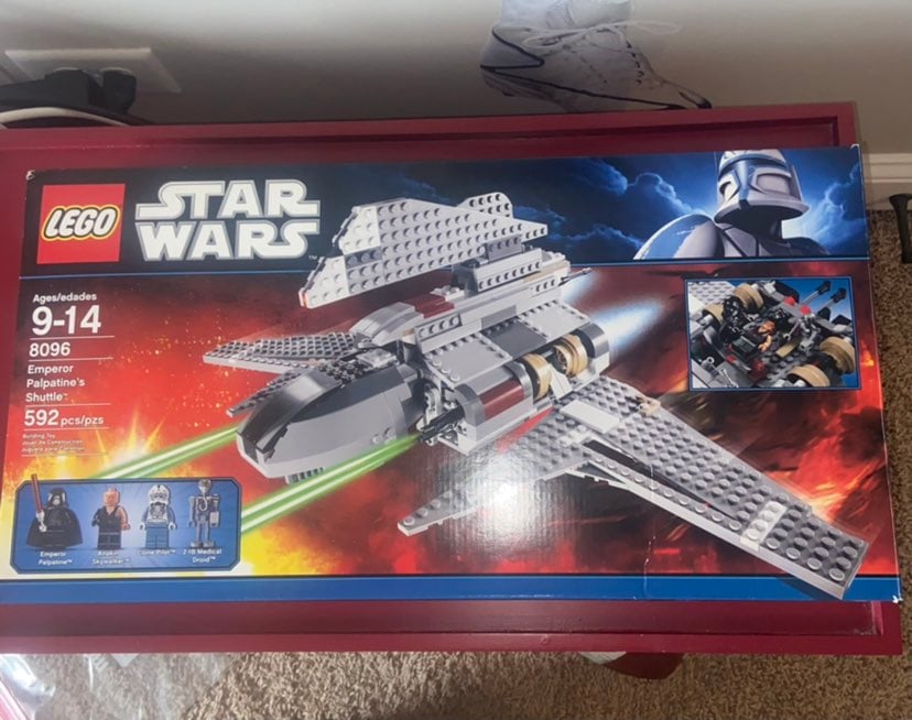 LEGO Star Wars emperors shuttle 8096